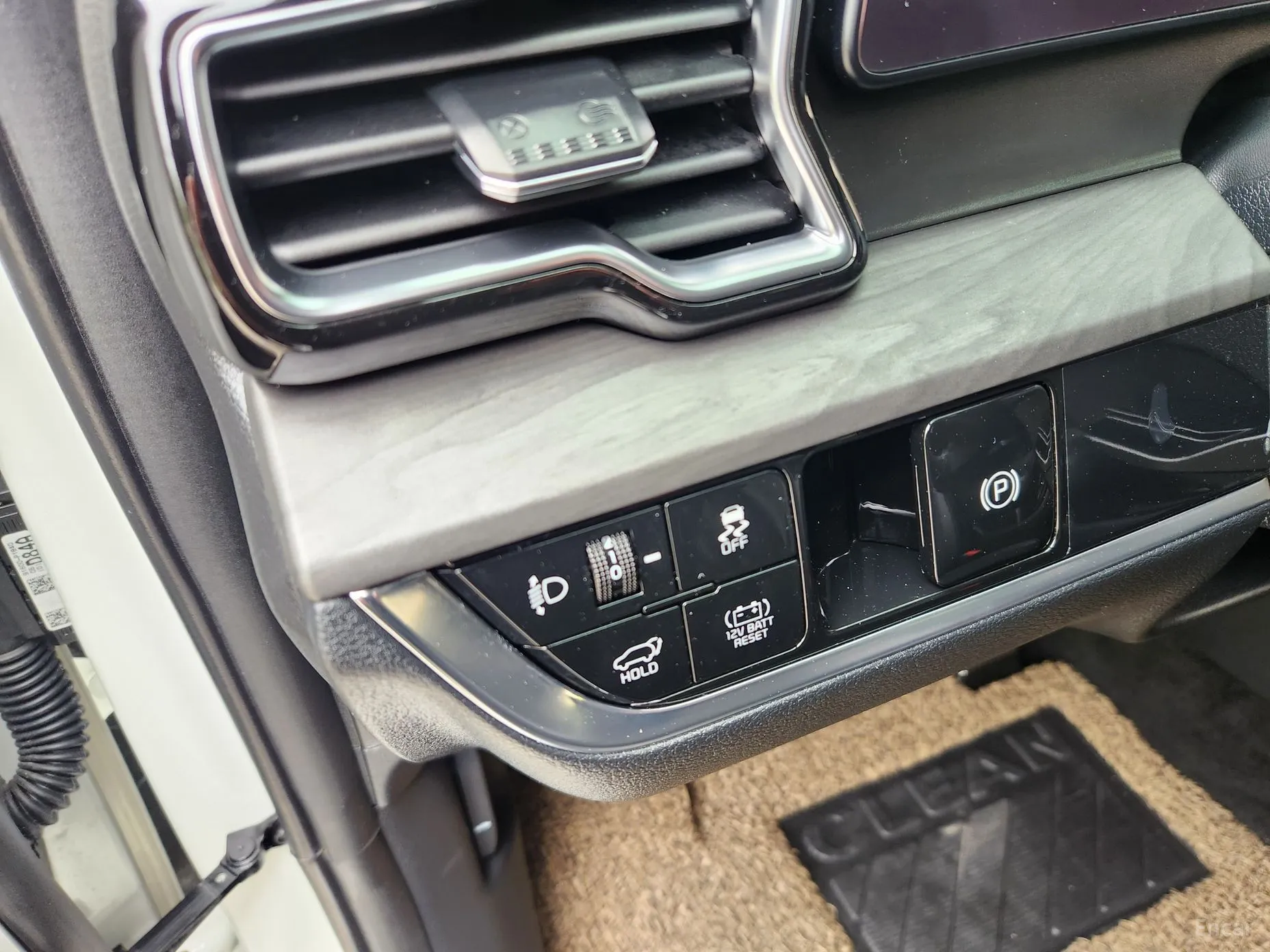 Genesis GV80 превью 16