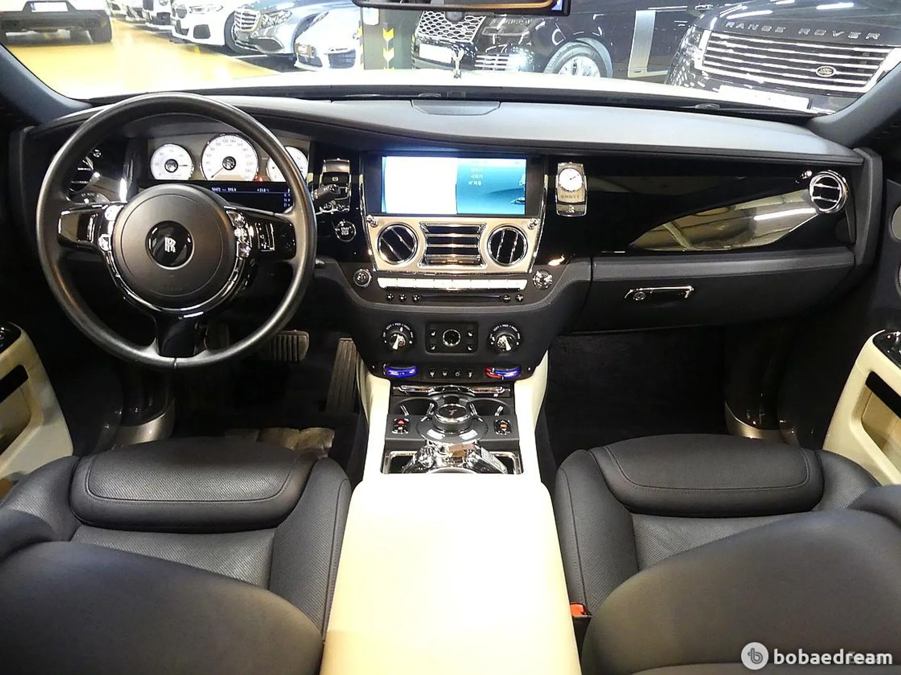 Rolls-Royce Ghost превью 7