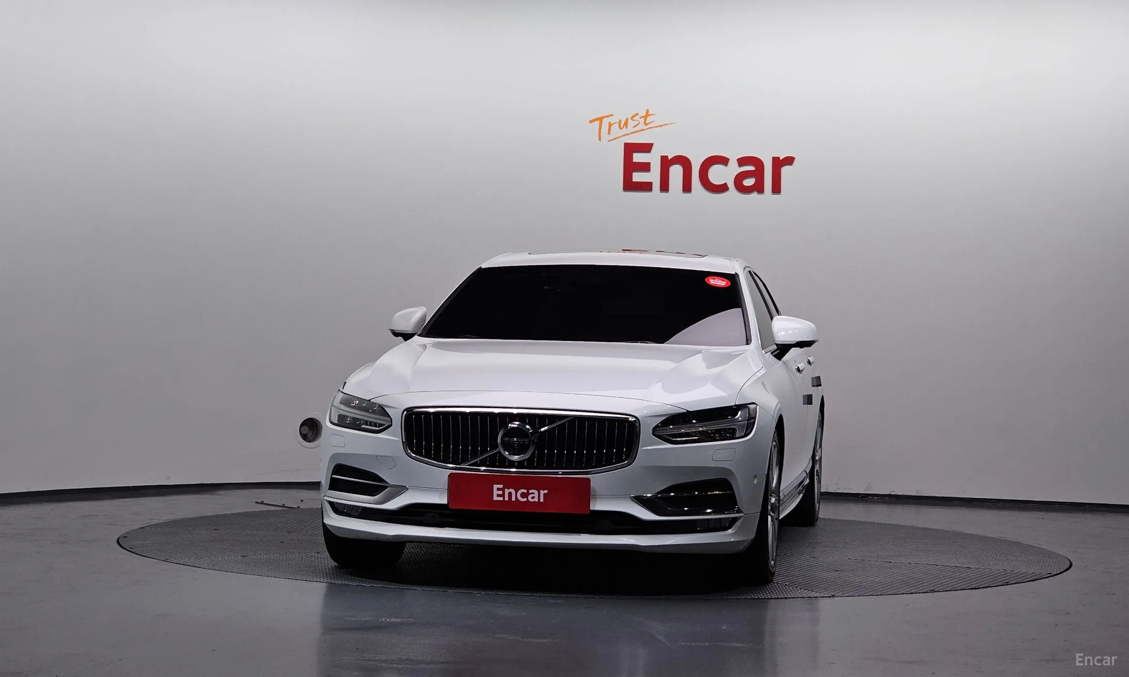 Volvo S90 превью 3