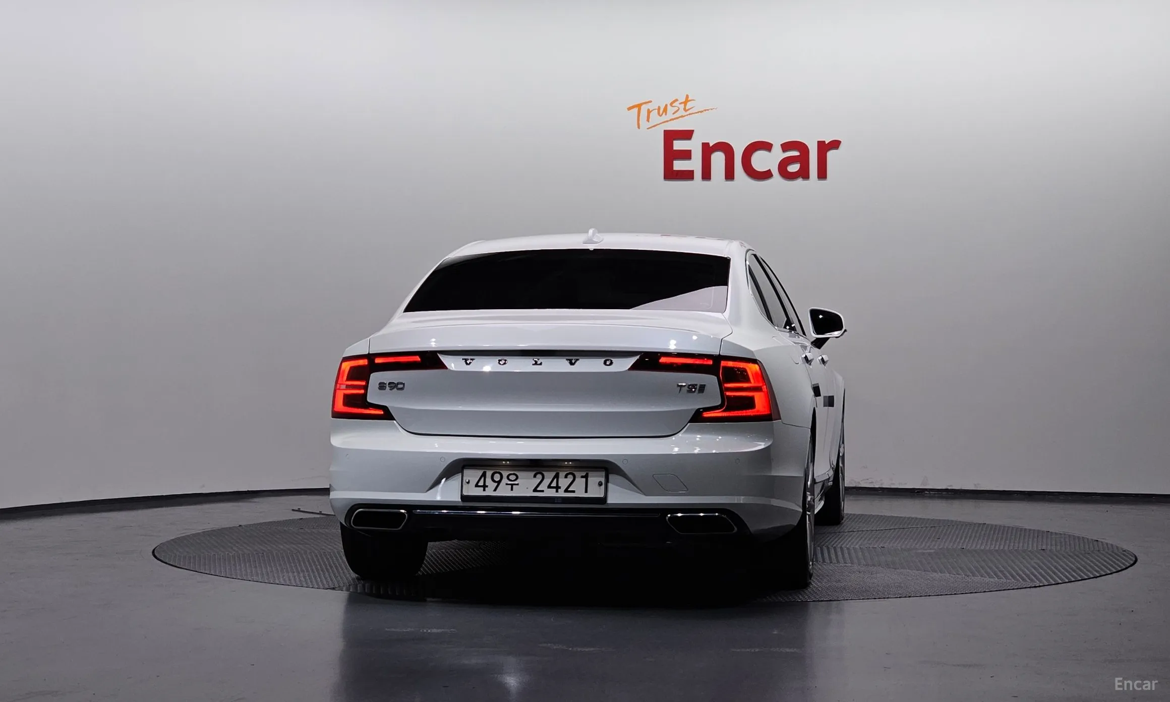 Volvo S90 превью 4