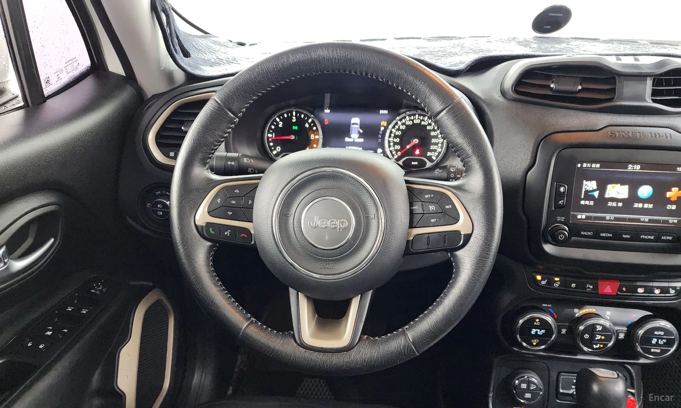 Jeep Renegade превью 12