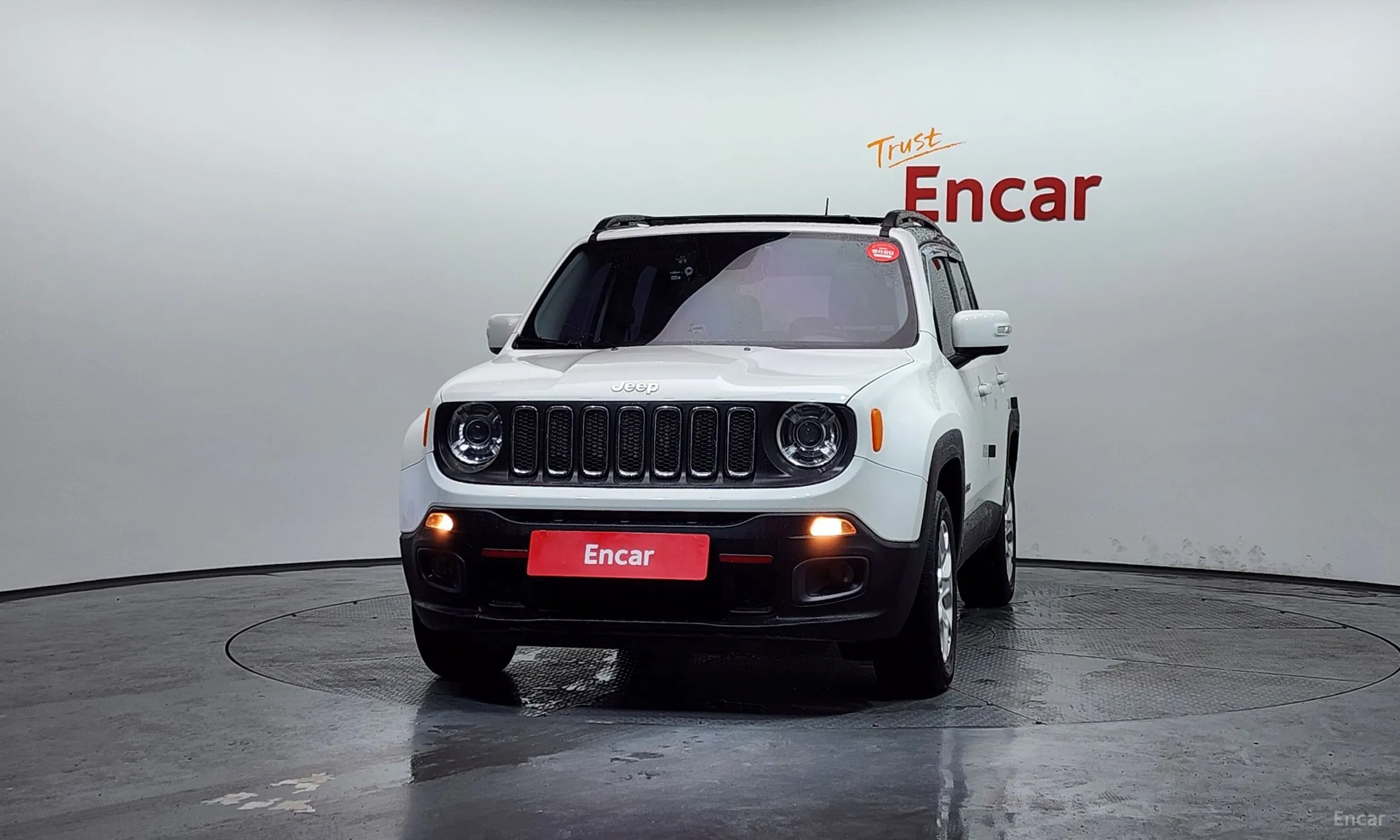 Jeep Renegade превью 3
