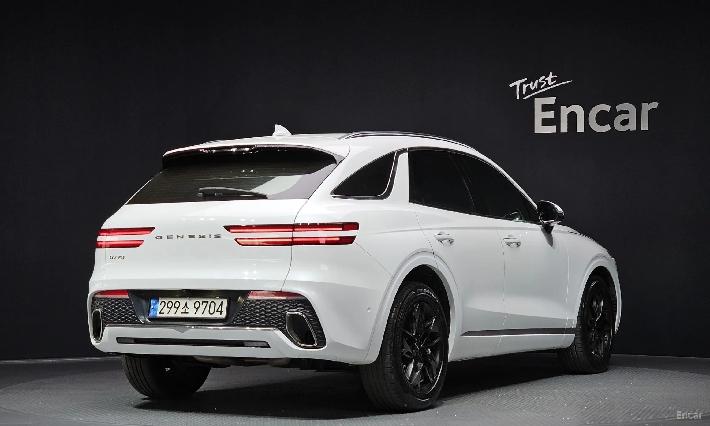 Genesis GV70 превью 2
