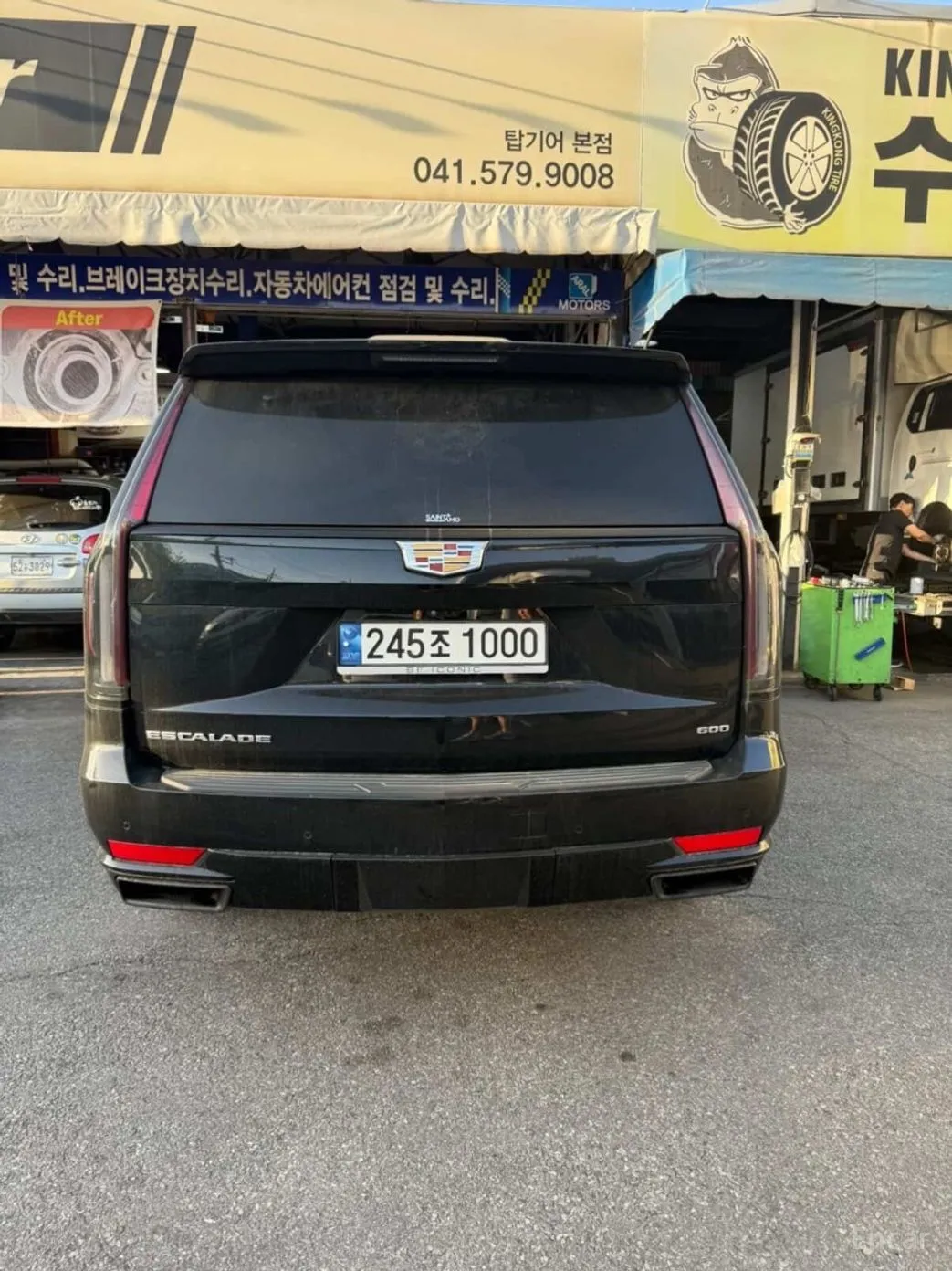 Cadillac Escalade 5th Generation превью 13