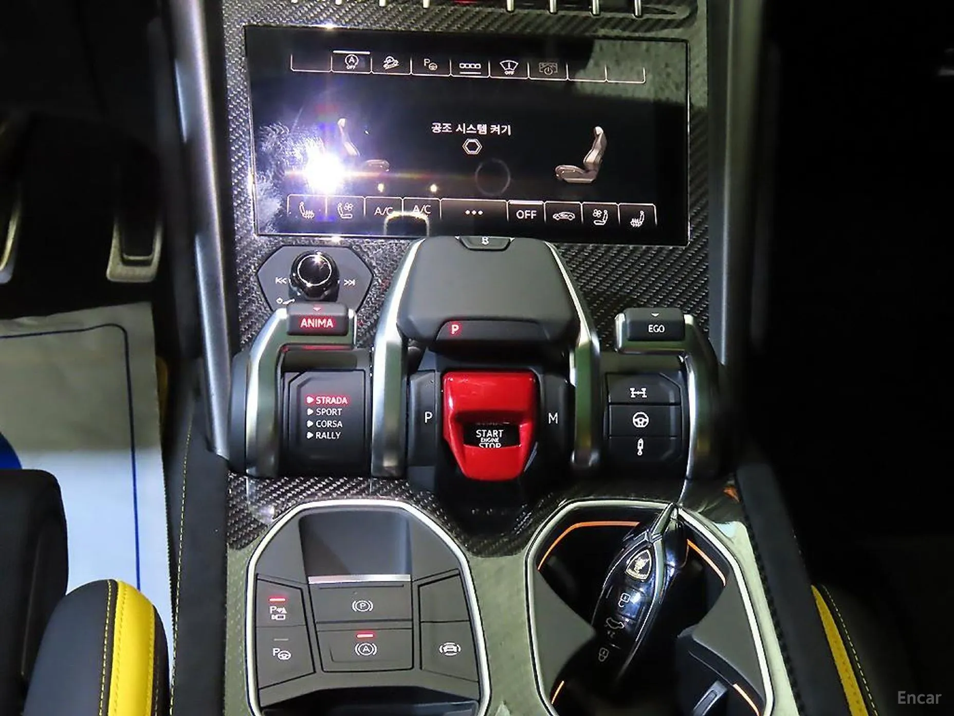 Lamborghini Urus превью 12