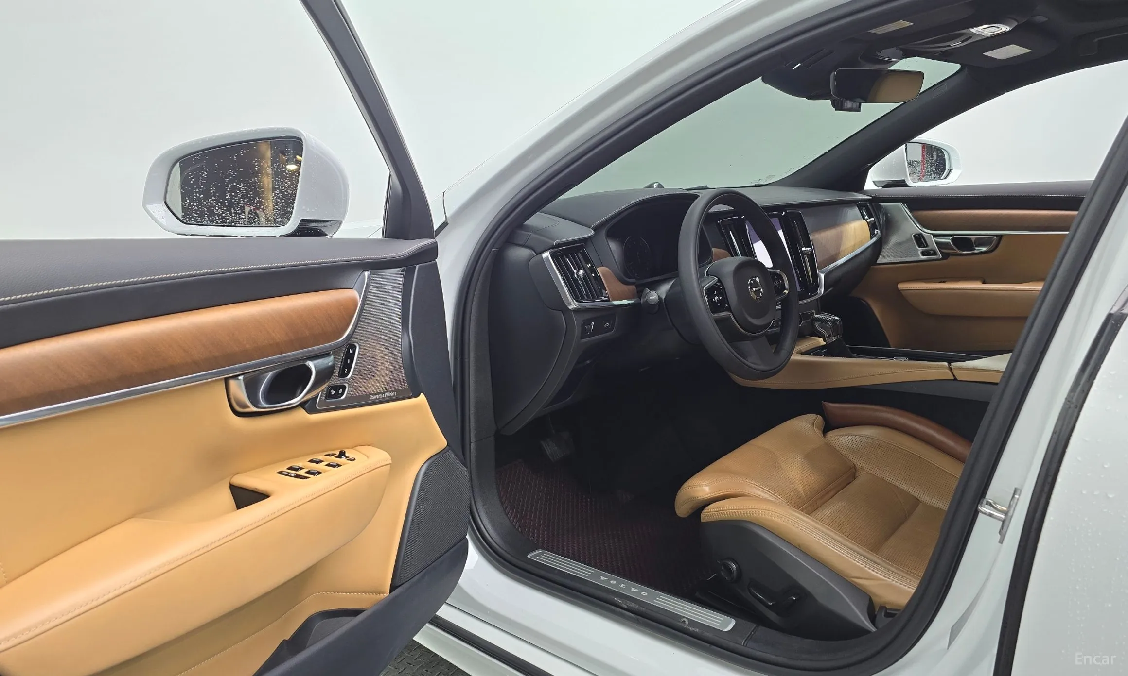 Volvo S90 превью 10