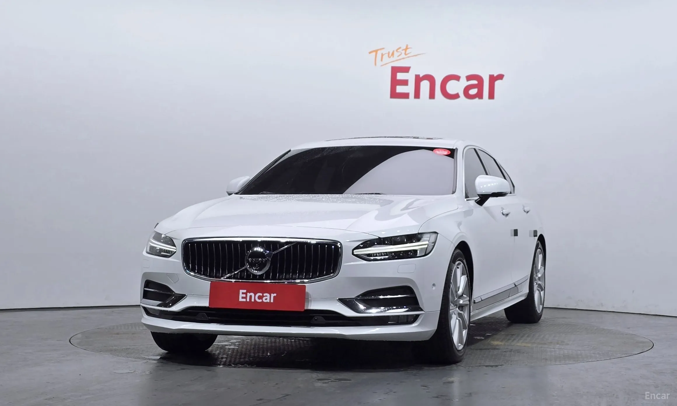 Volvo S90 превью 3