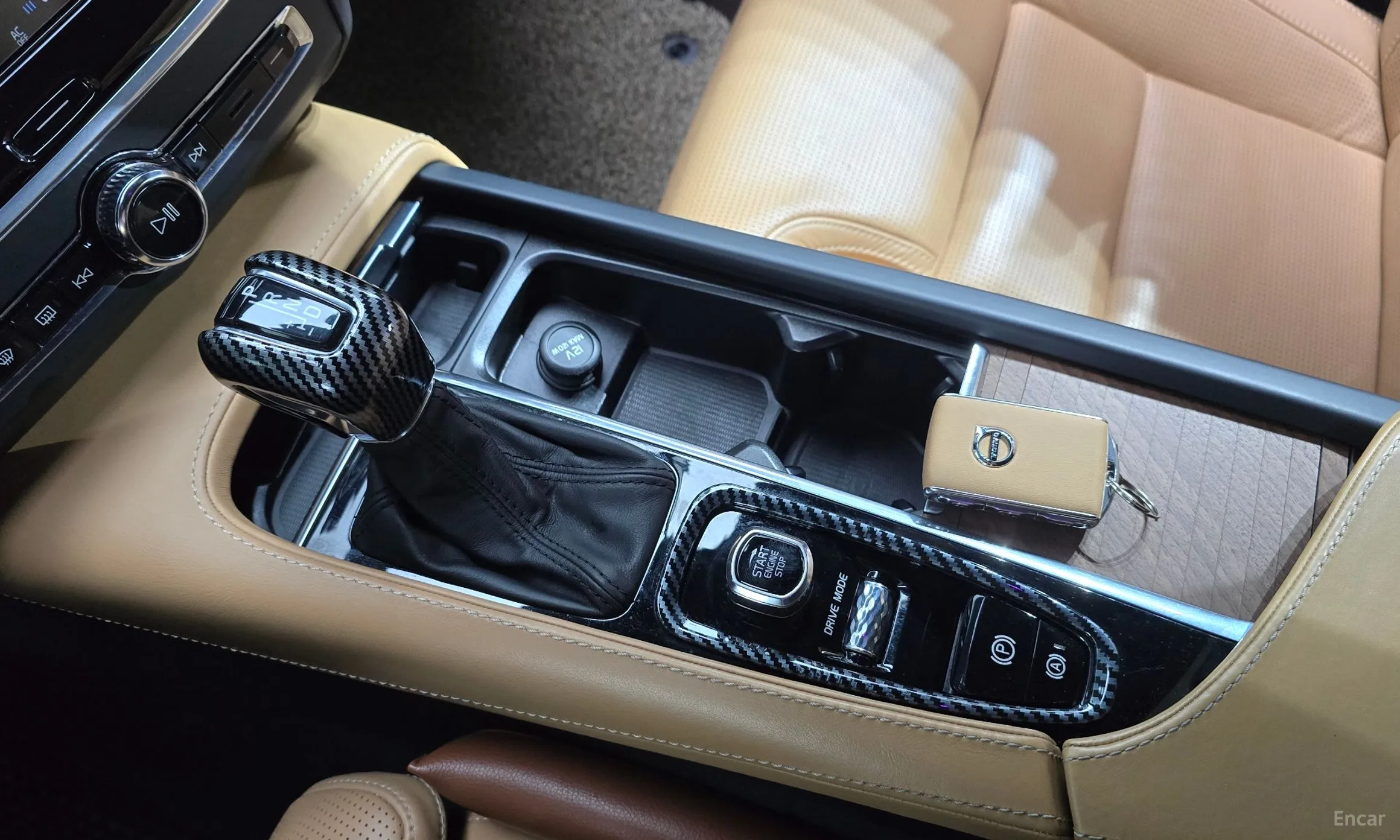 Volvo S90 превью 9