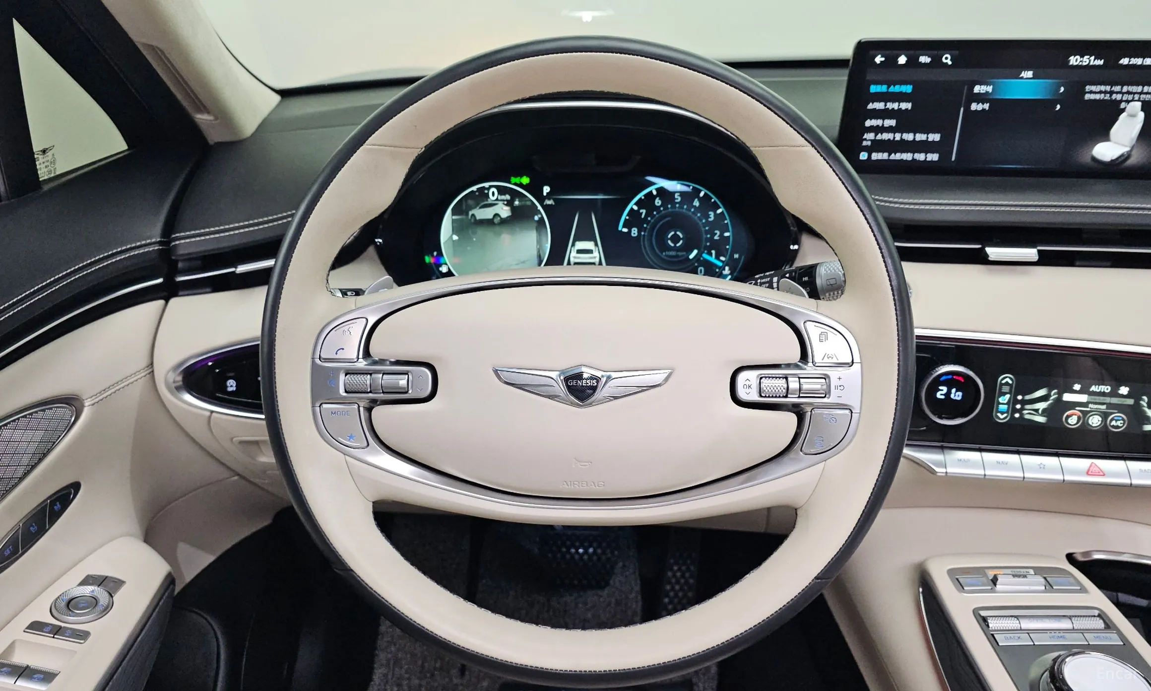 Genesis GV70 превью 13