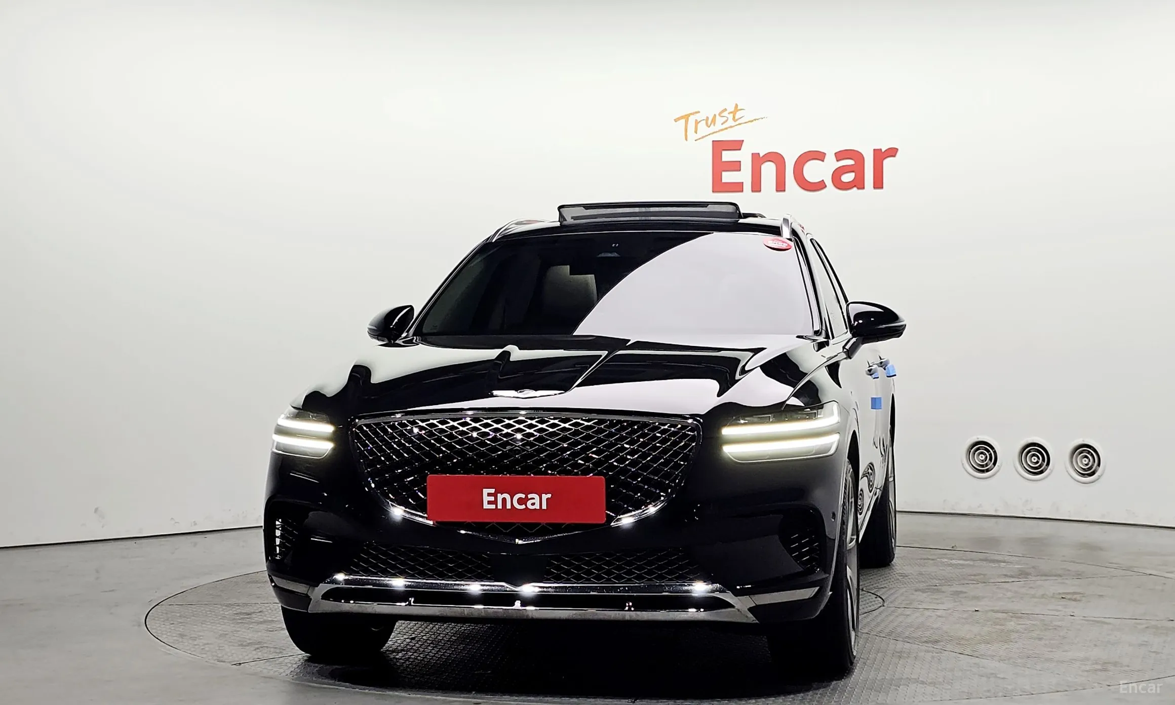 Genesis GV70 превью 3