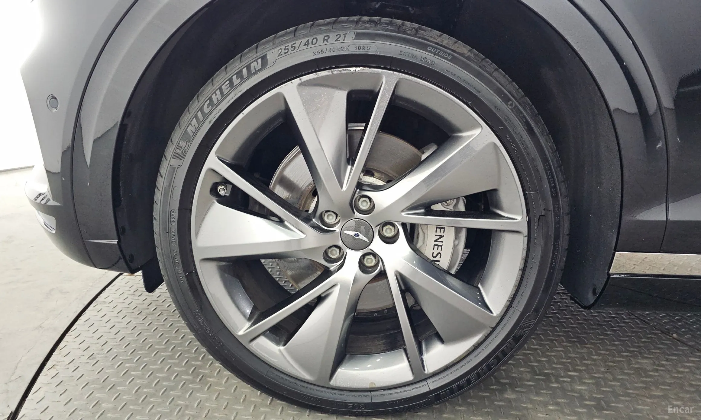 Genesis GV70 превью 5