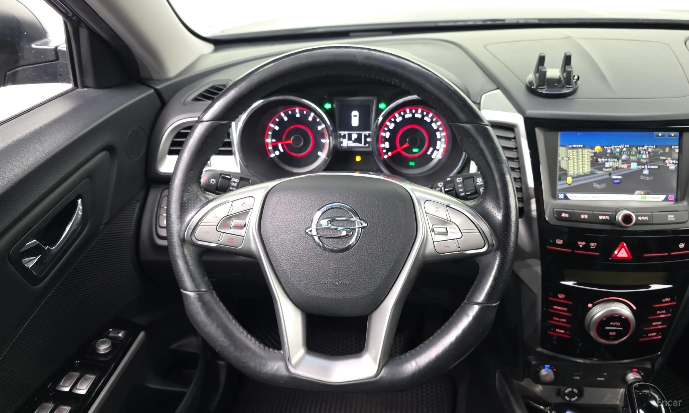 KG Mobility (SsangYong) Tivoli, Lazio превью 15