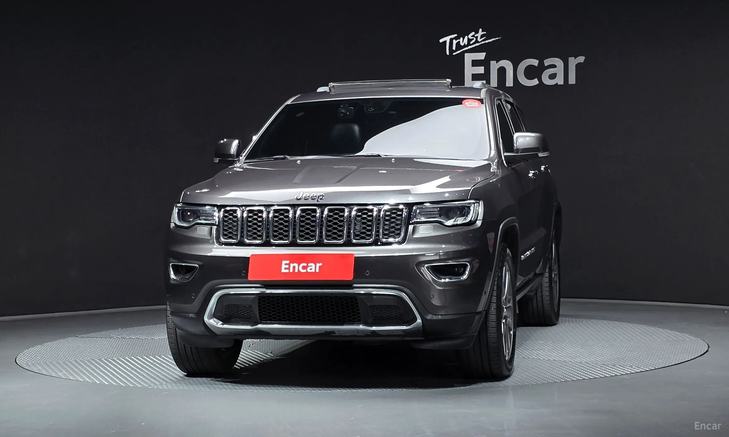 Jeep Grand Cherokee превью 3