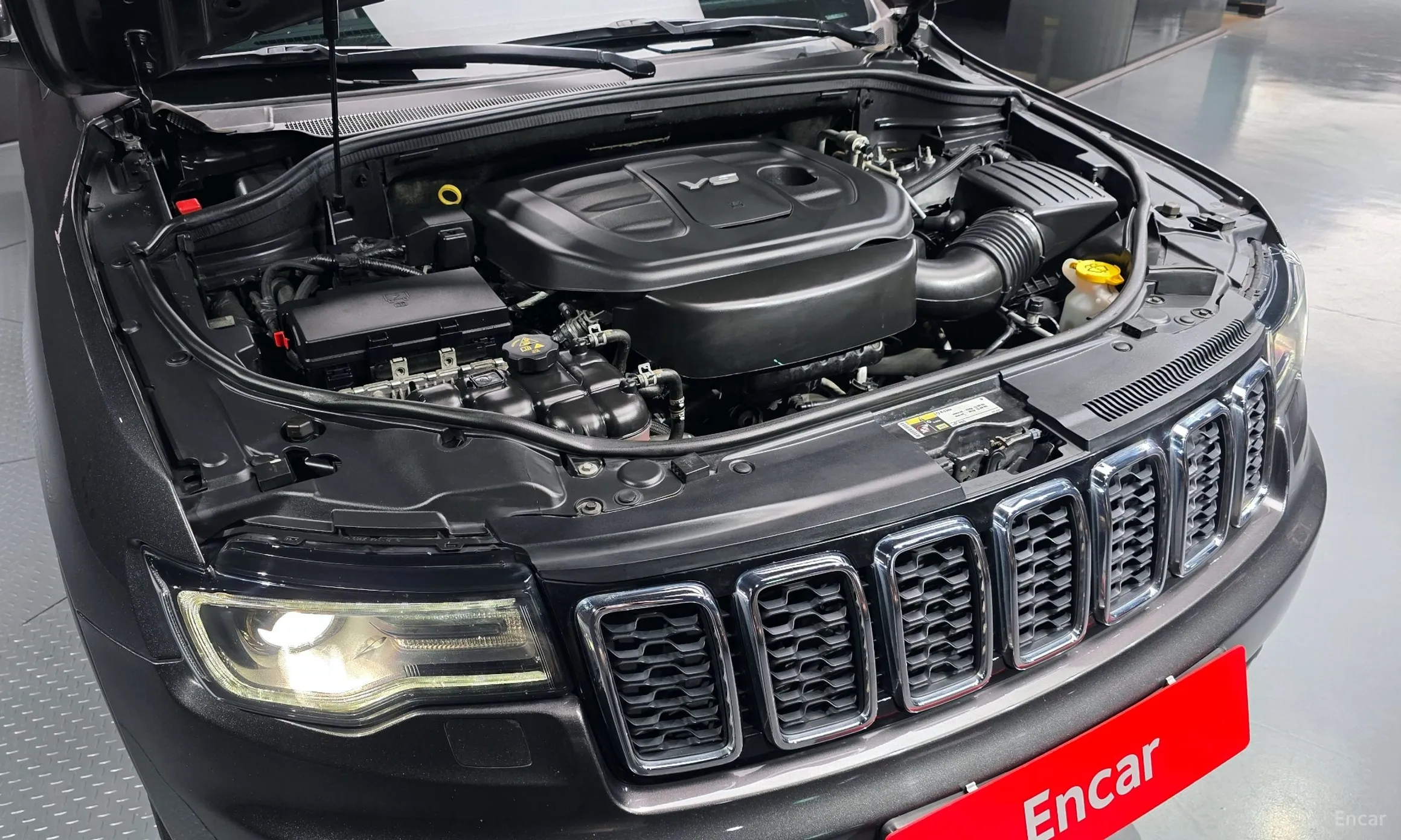 Jeep Grand Cherokee превью 6