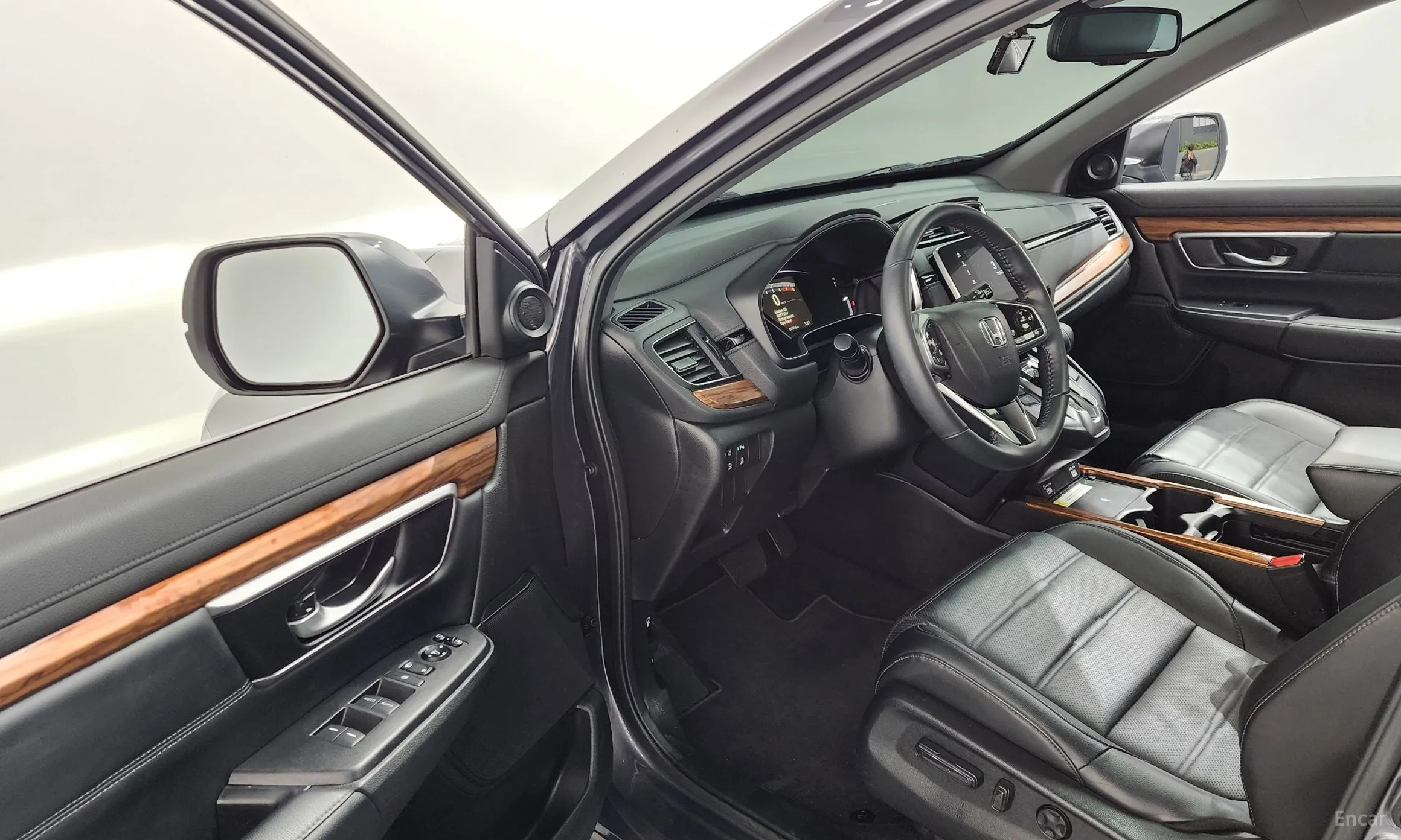 Honda CR-V 5th generation превью 10