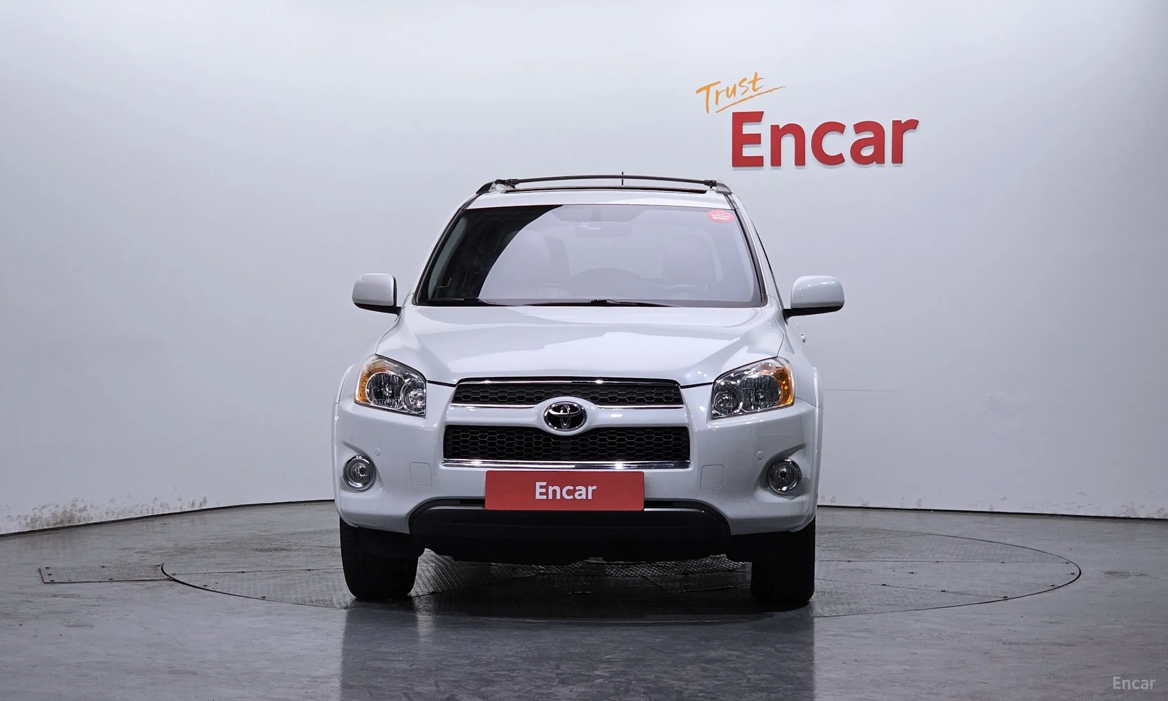 Toyota RAV4 превью 3