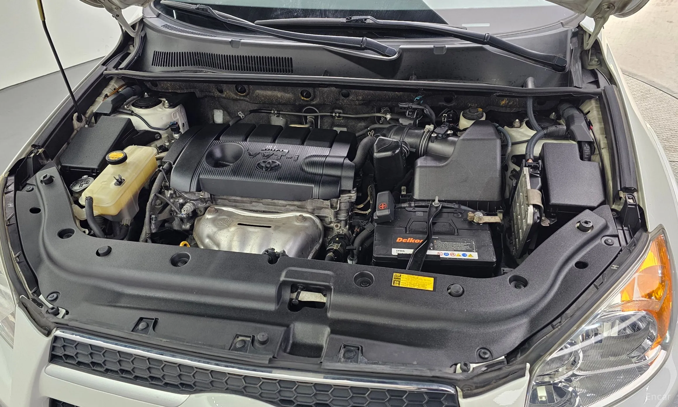 Toyota RAV4 превью 6
