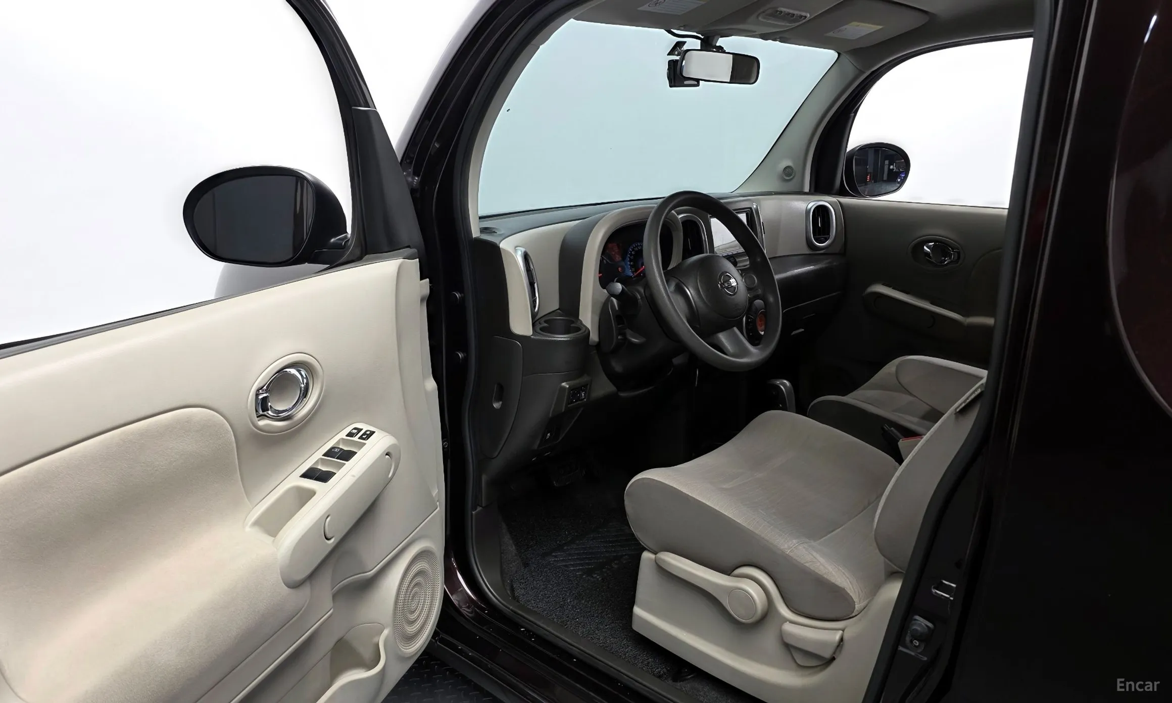Nissan Cube превью 10