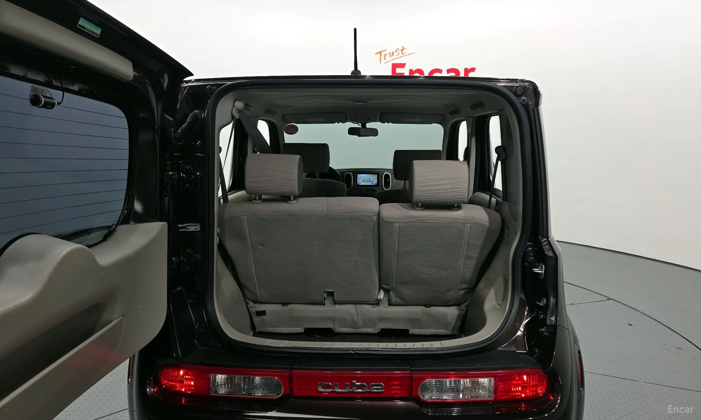 Nissan Cube превью 20