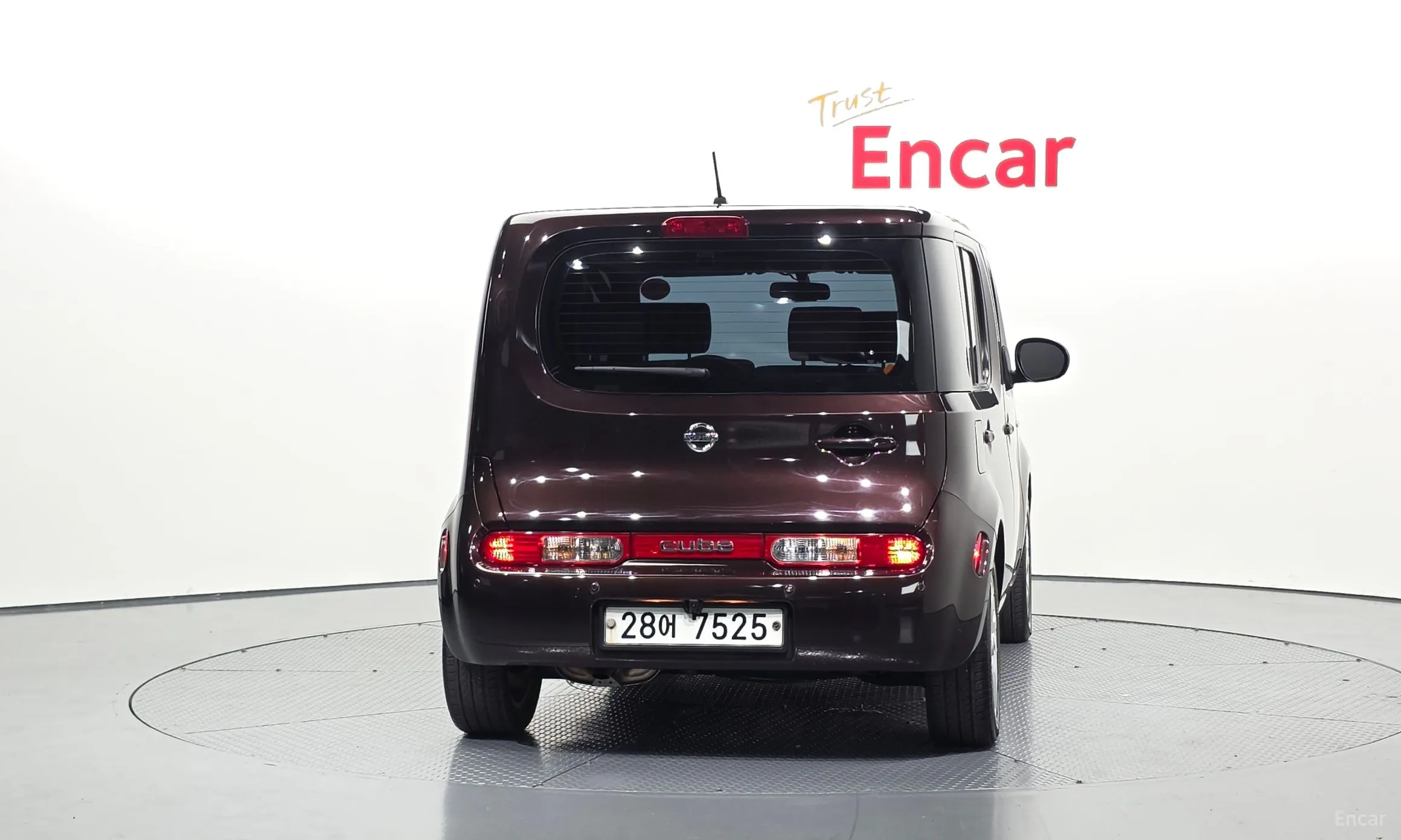 Nissan Cube превью 4