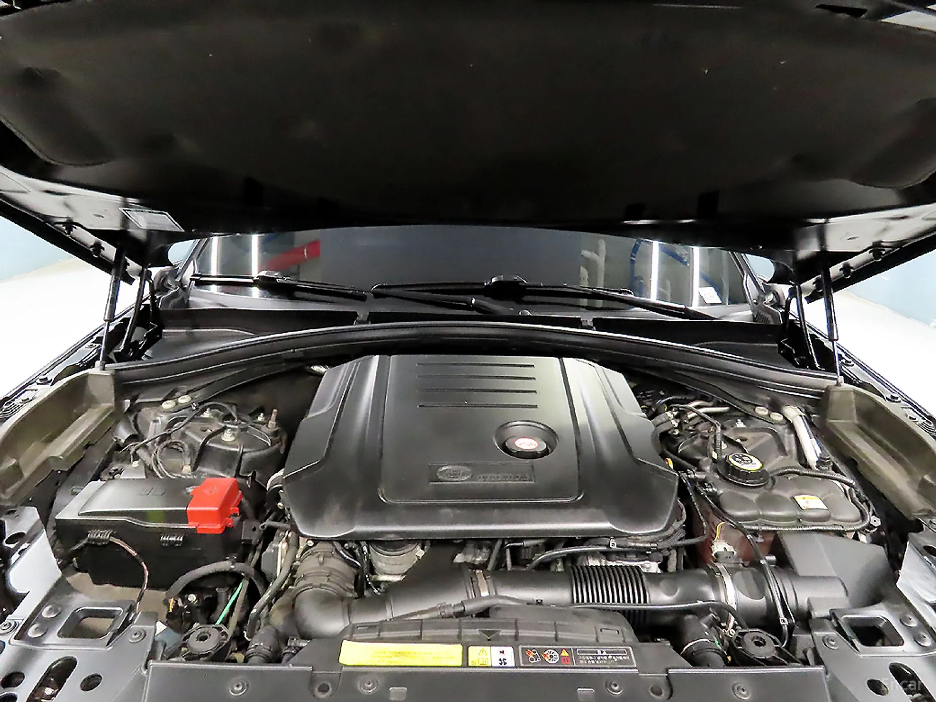 Land Rover Range Rover Bella превью 20