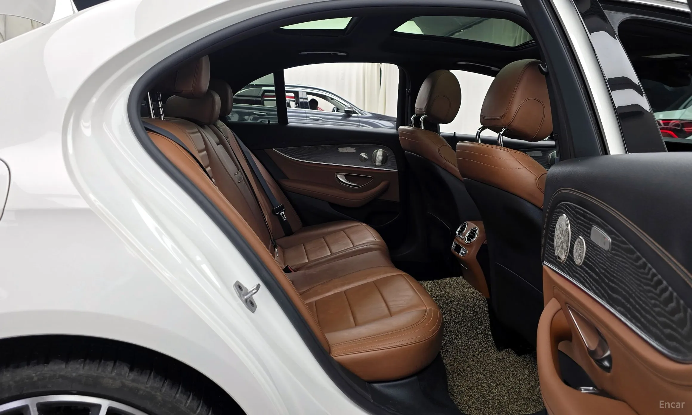 Mercedes Benz E-Class W213 превью 12