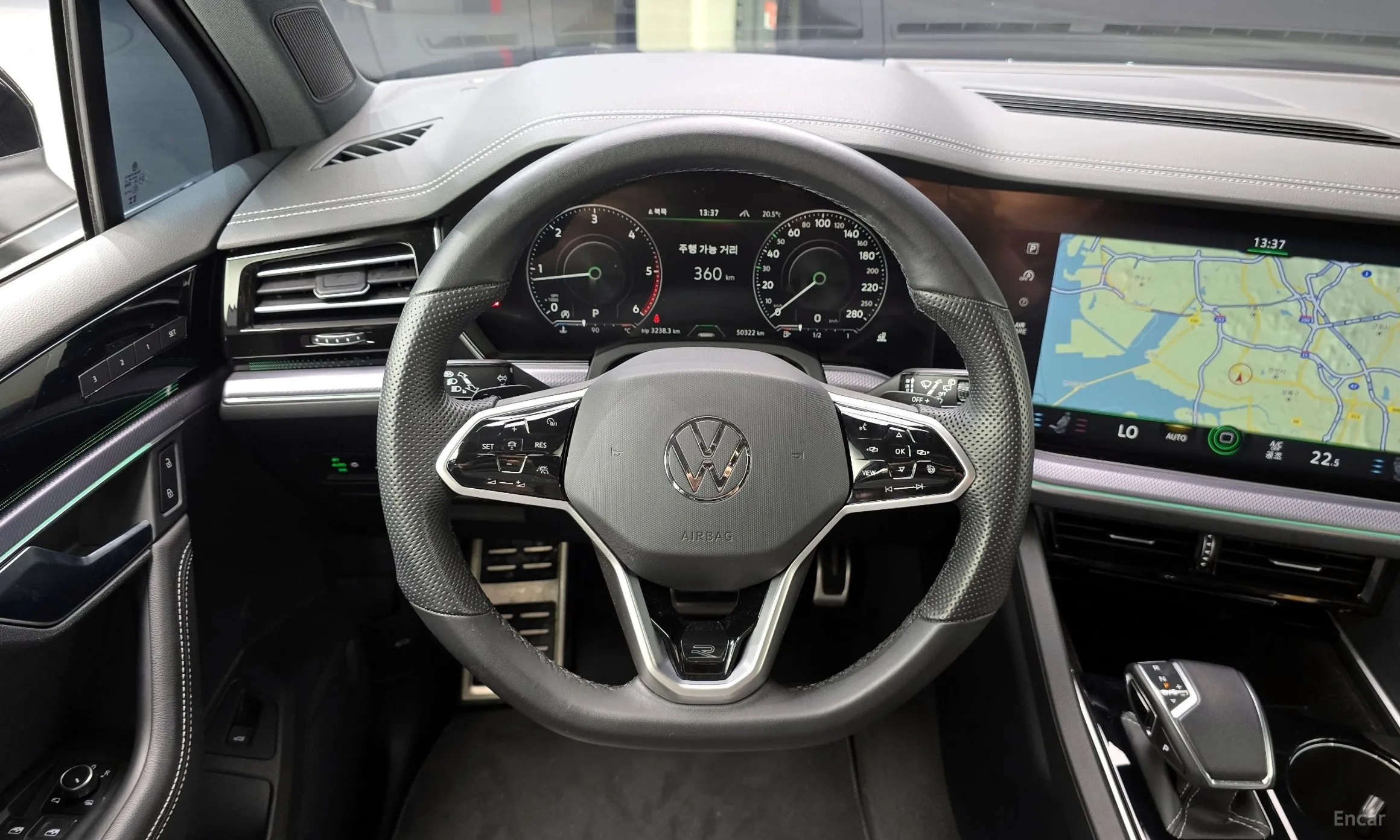 Volkswagen Touareg 3rd Generation превью 13