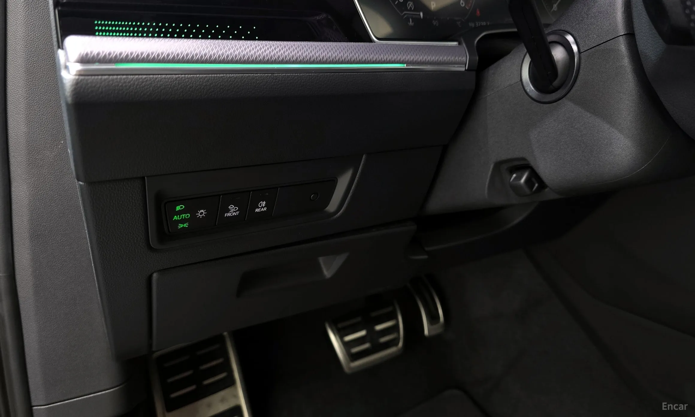 Volkswagen Touareg 3rd Generation превью 14