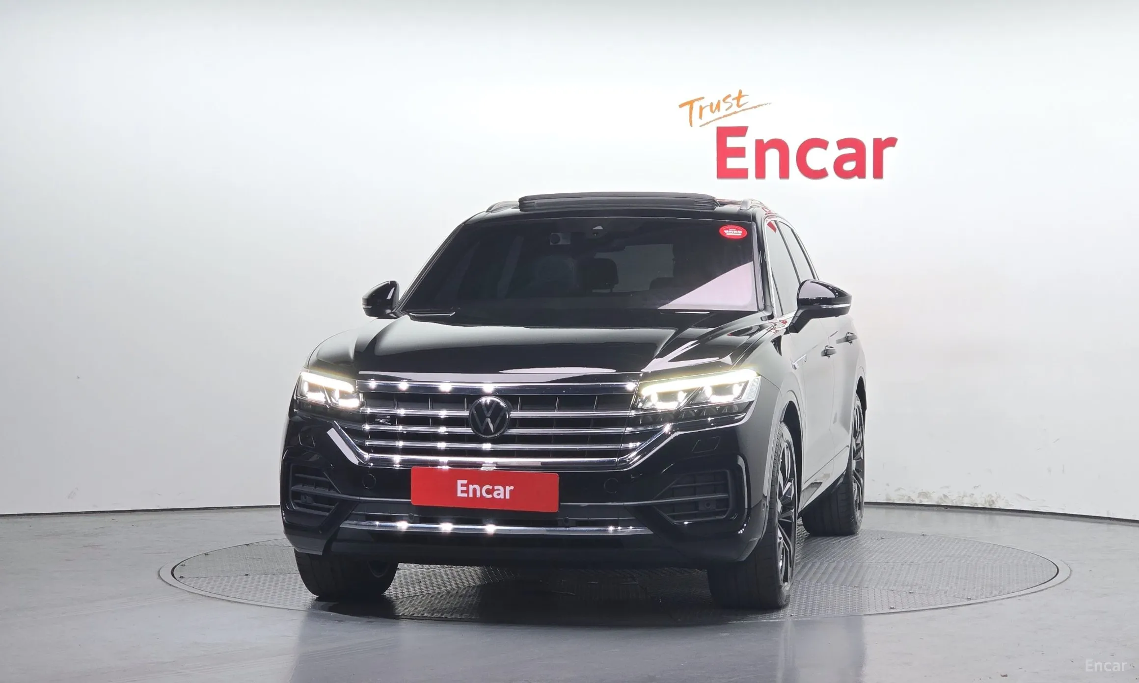 Volkswagen Touareg 3rd Generation превью 3