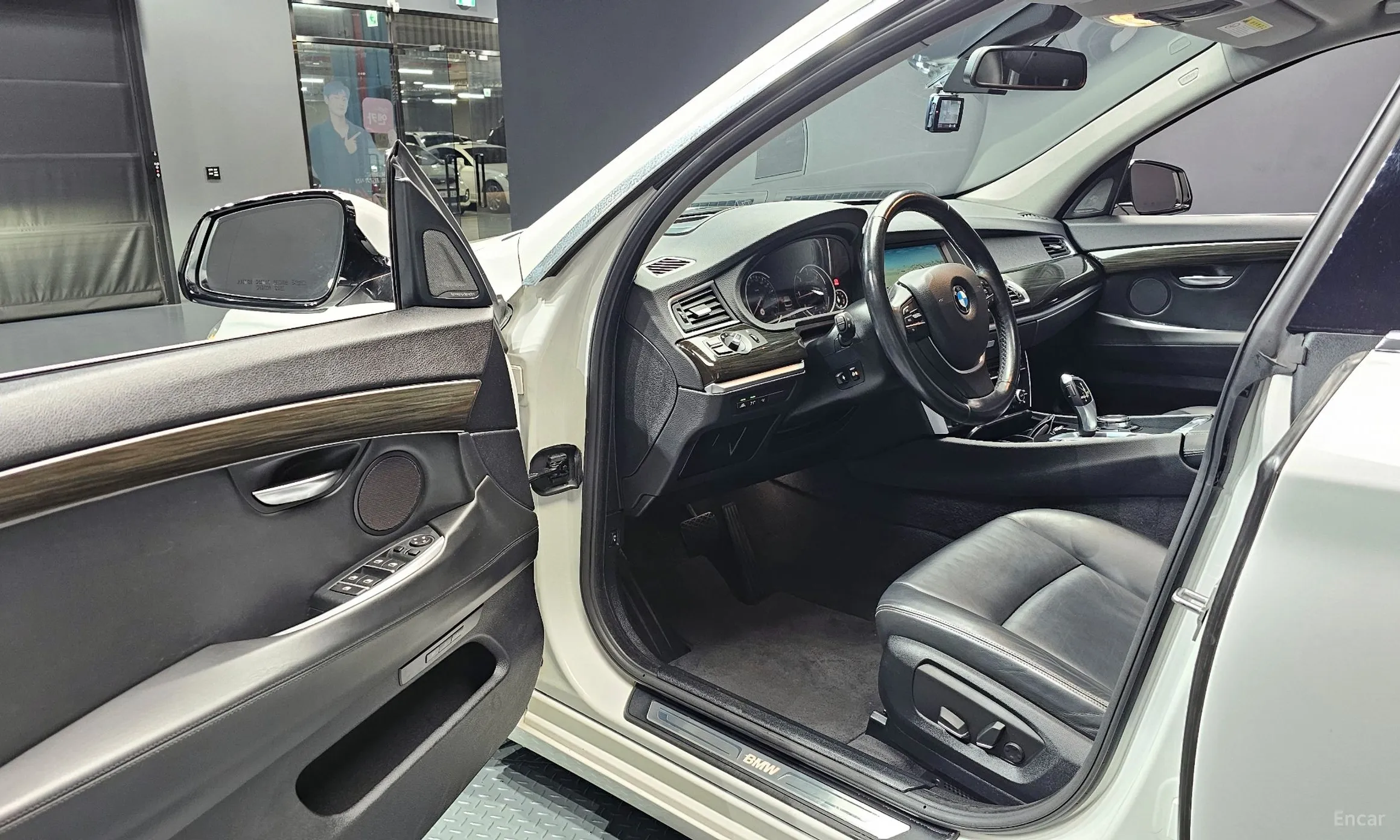 BMW 5 Series GT (F07) превью 10