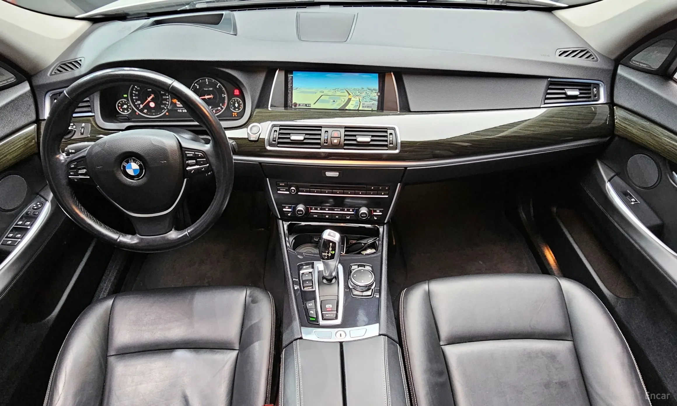 BMW 5 Series GT (F07) превью 7