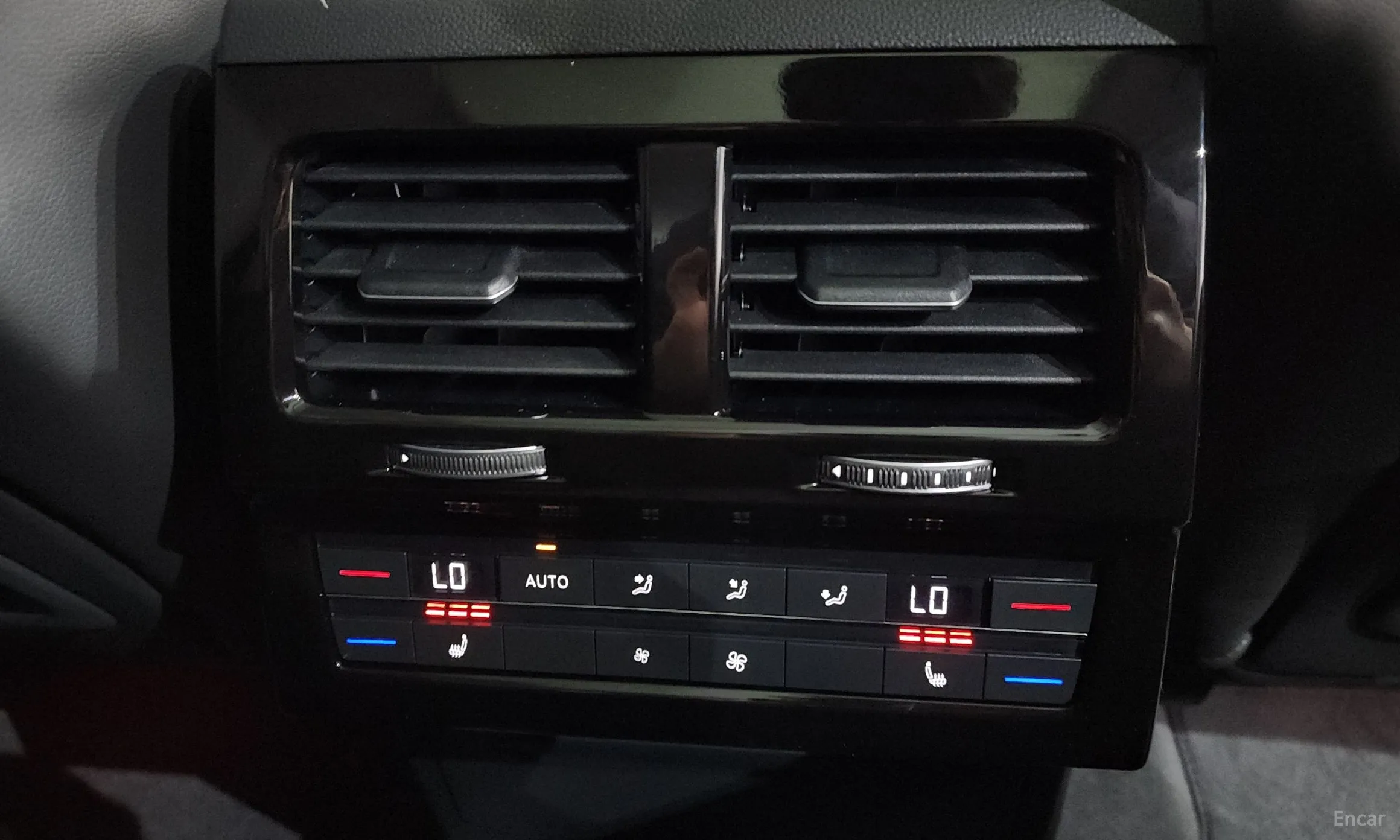 Volkswagen Touareg 3rd Generation превью 19