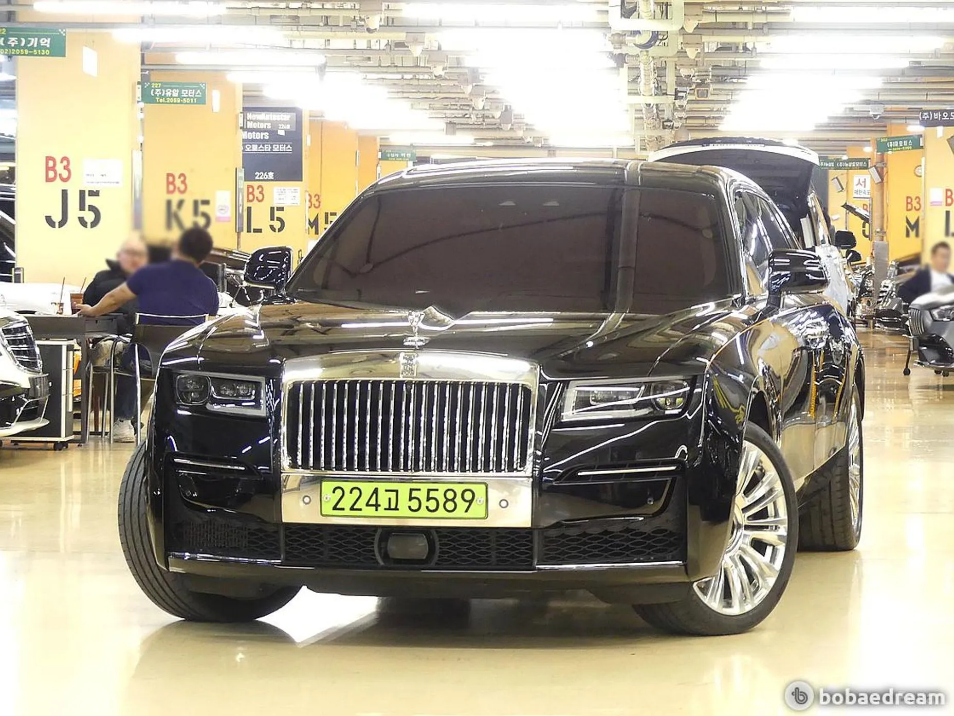 Rolls-Royce Ghost 2nd Generation превью 3
