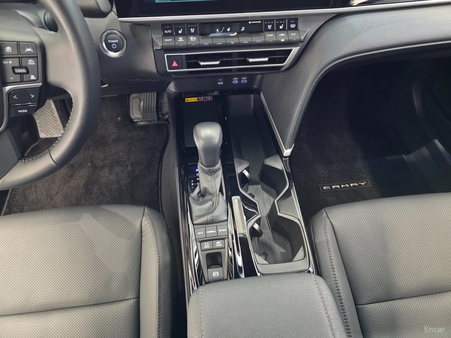 Toyota Camry (XV80) превью 9