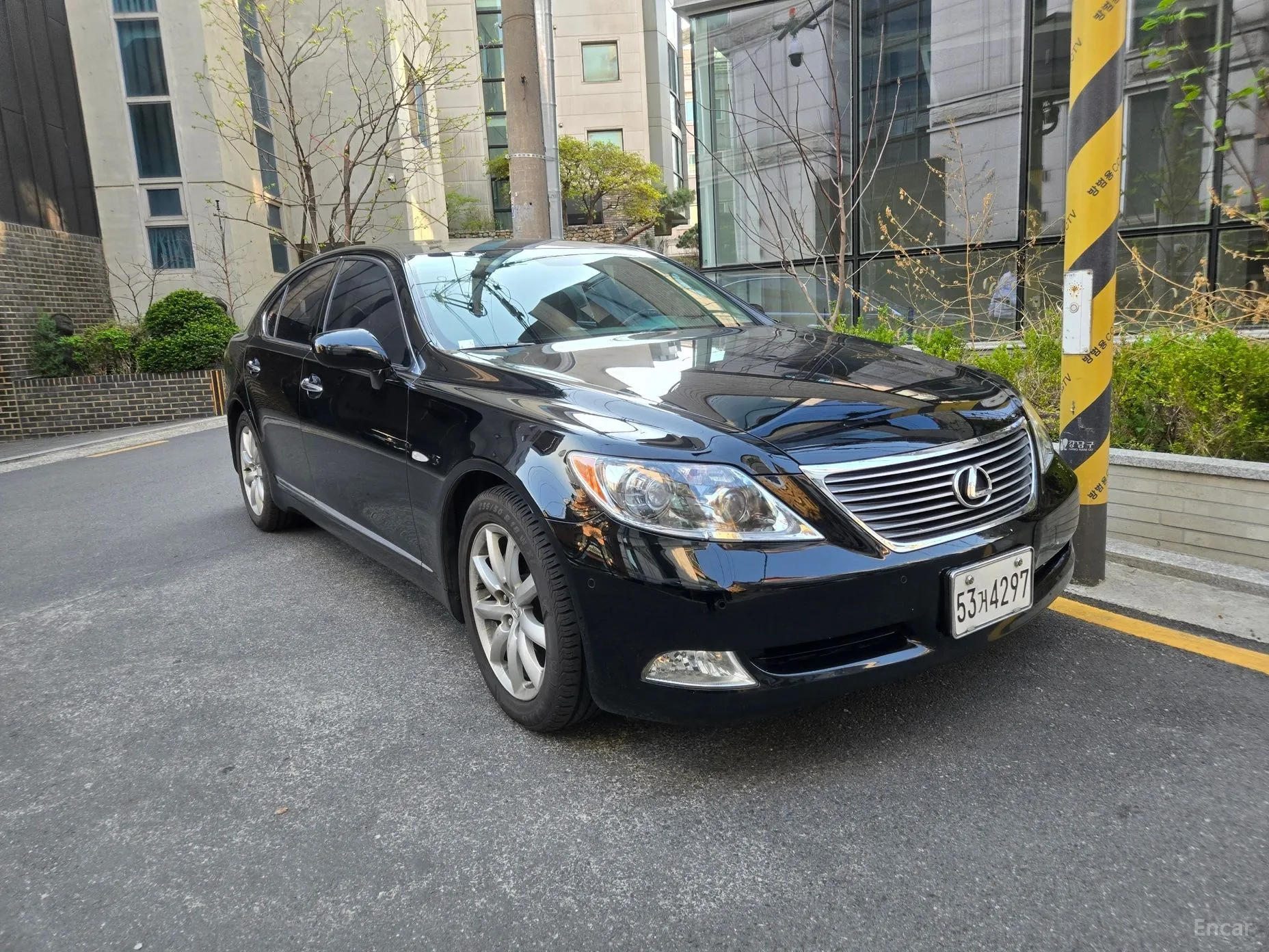 Lexus LS460