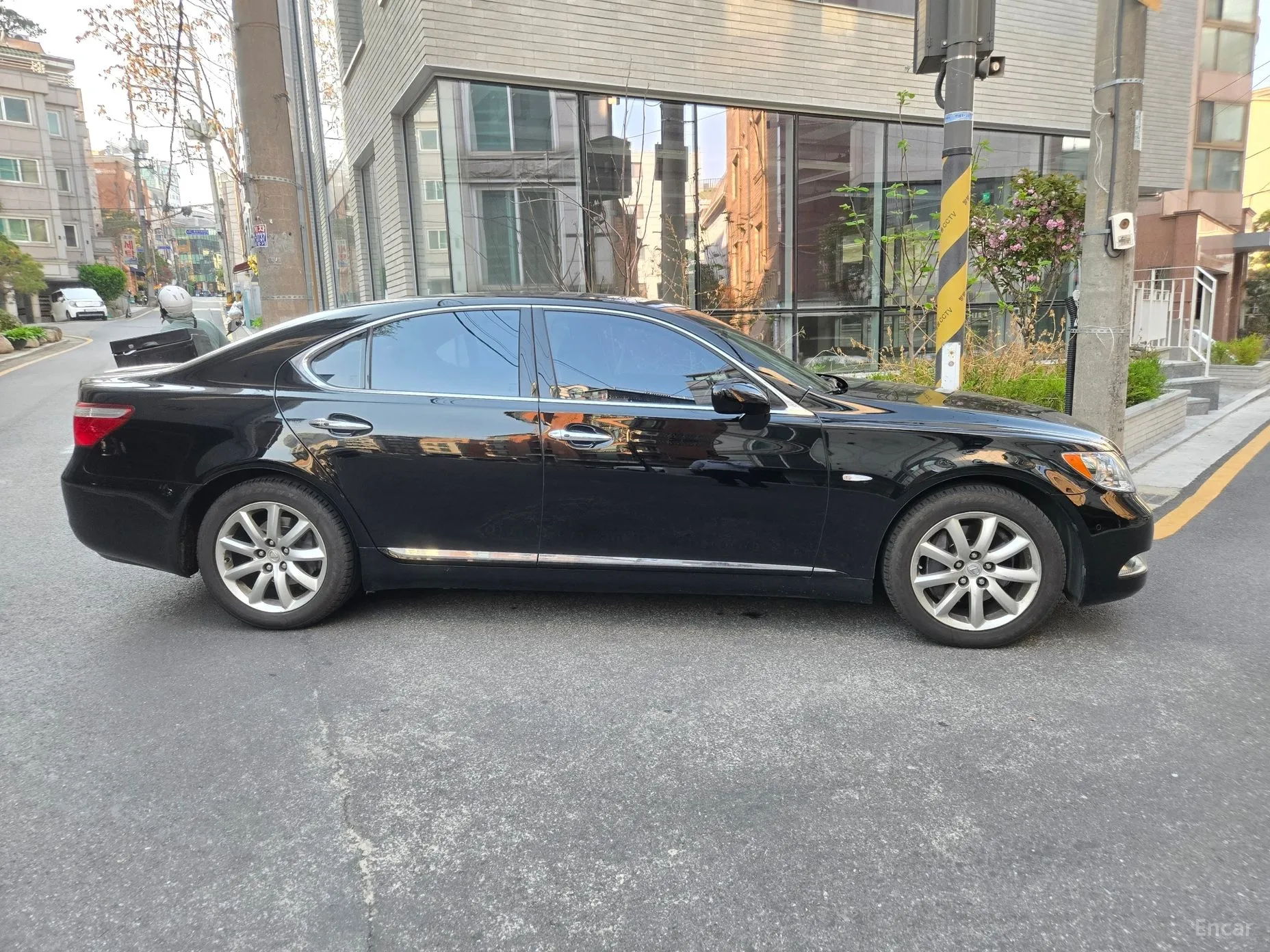 Lexus LS460