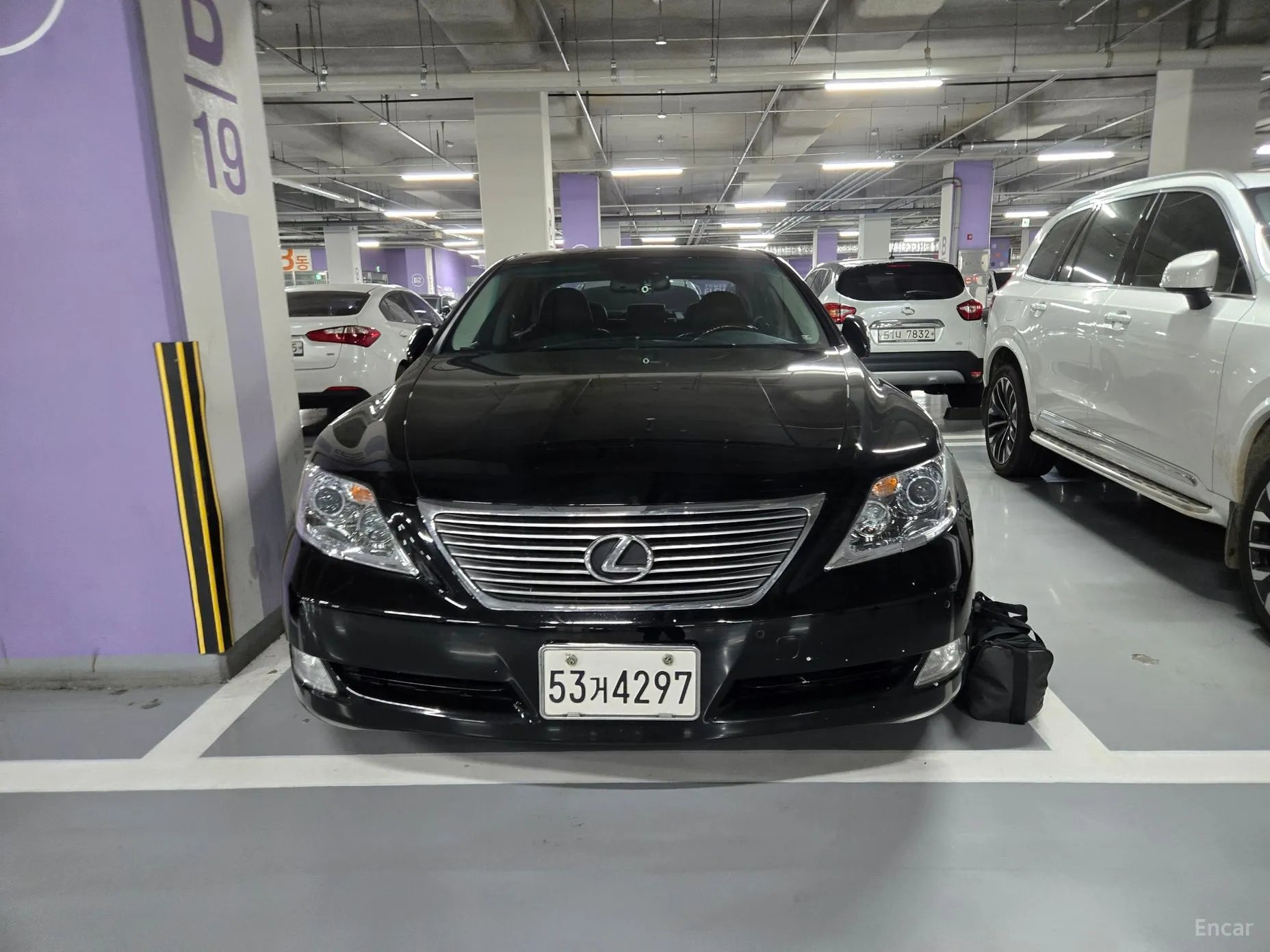 Lexus LS460 превью 16
