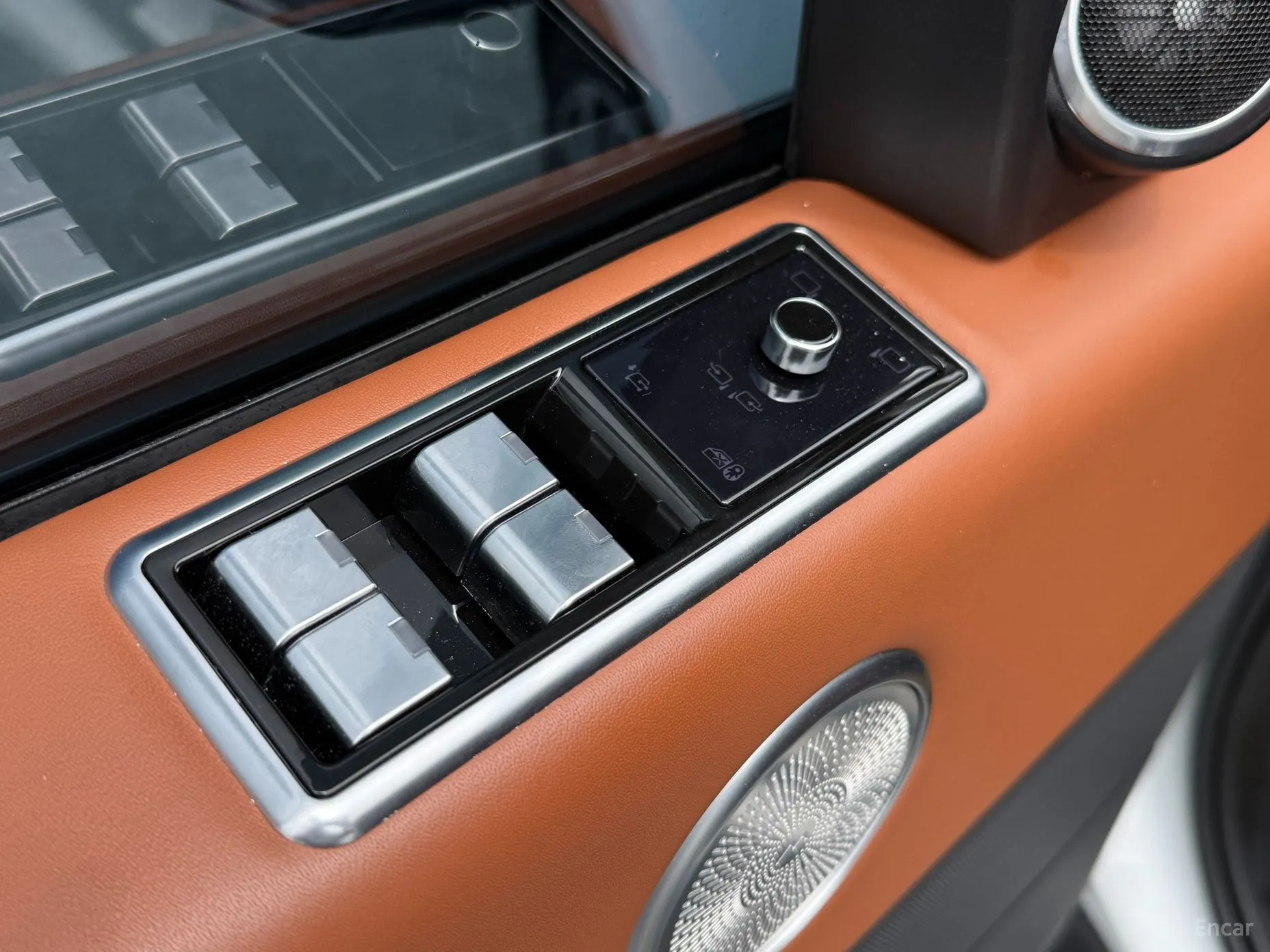 Land Rover Range Rover 4th Generation превью 11
