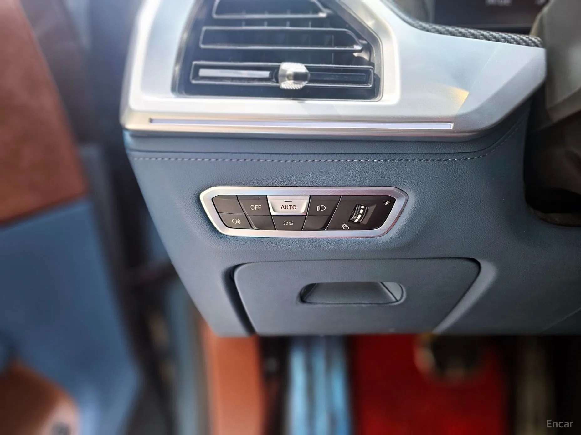 BMW XM (G09) превью 12