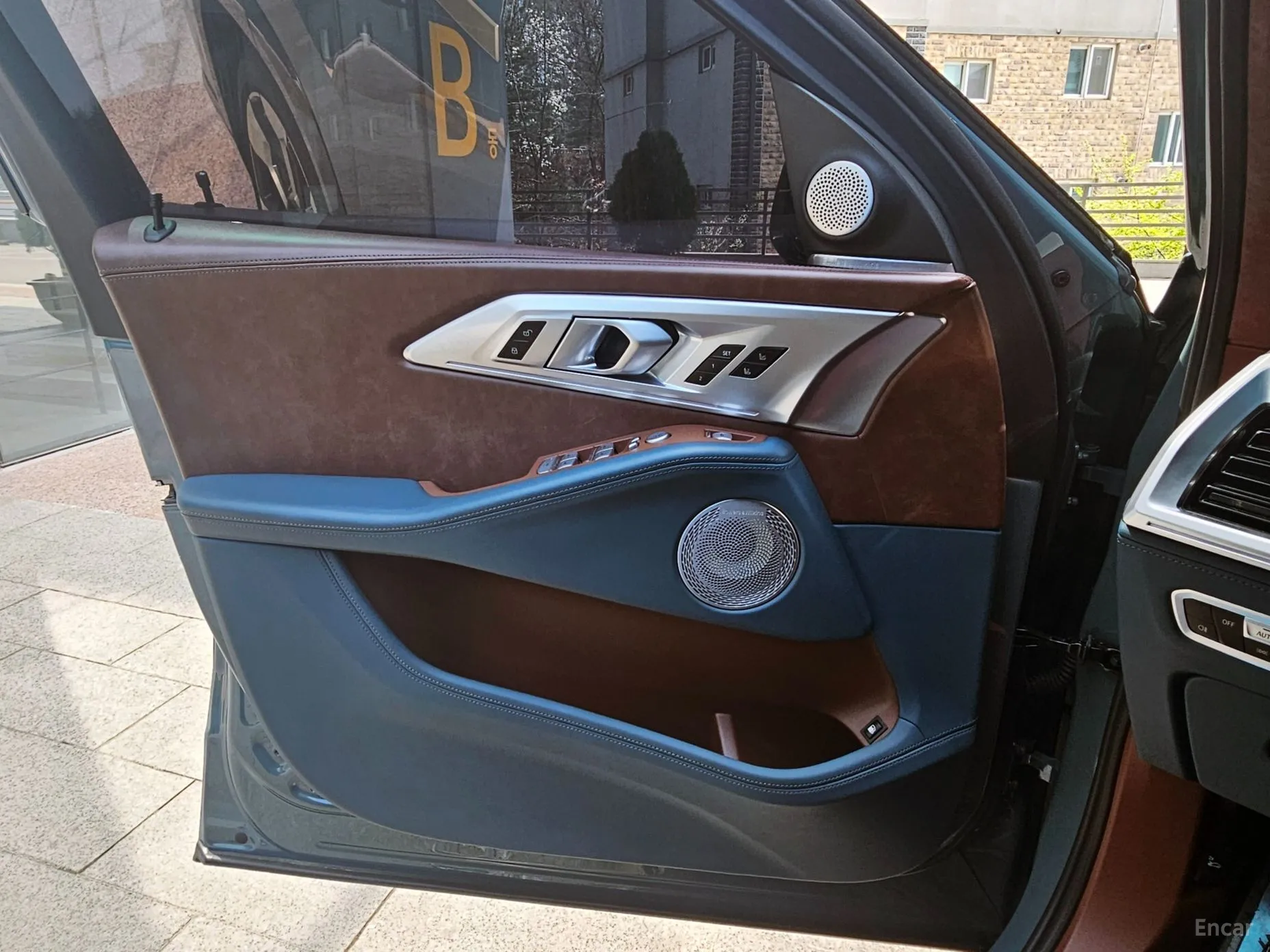 BMW XM (G09) превью 13
