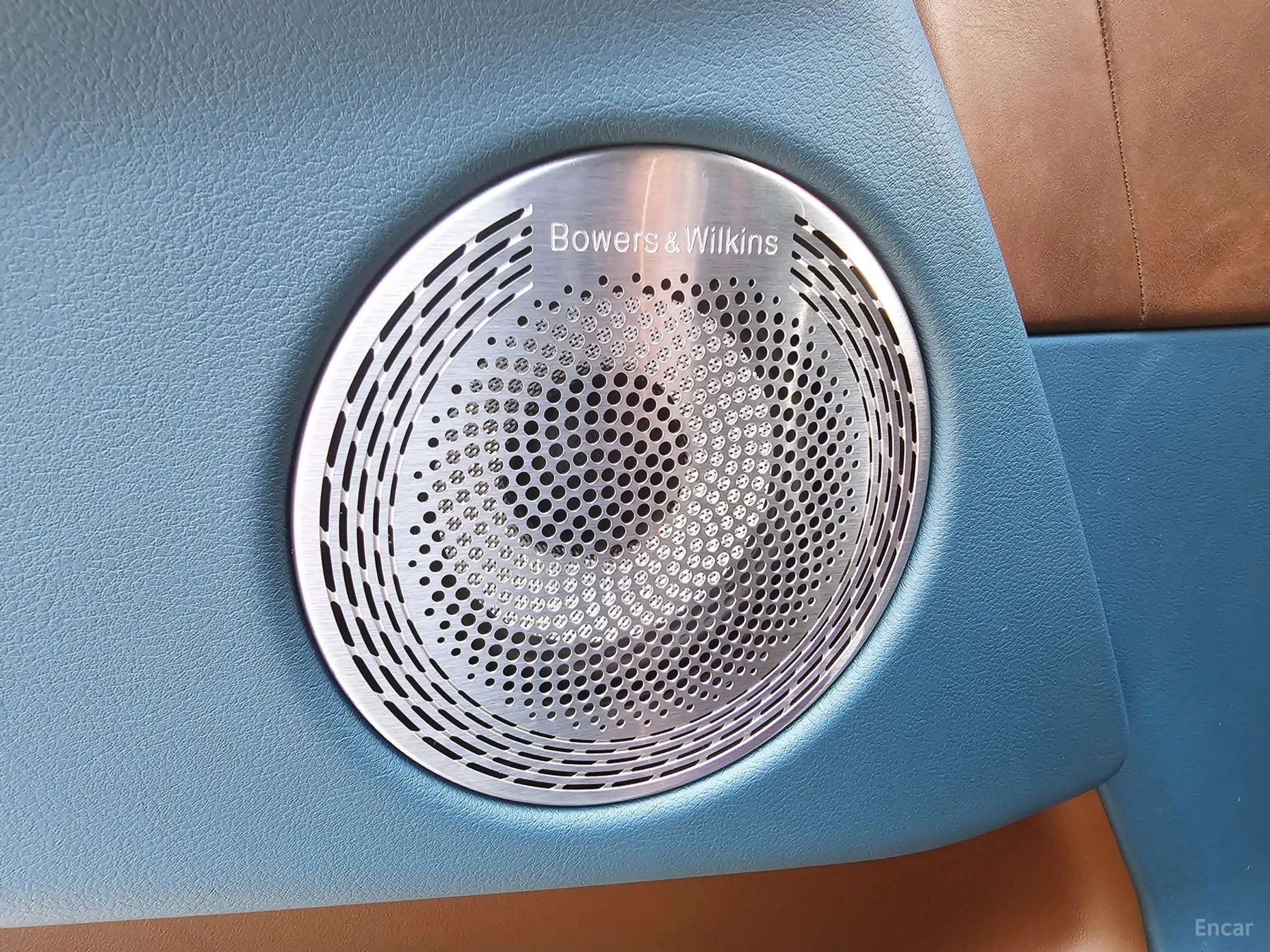 BMW XM (G09) превью 14