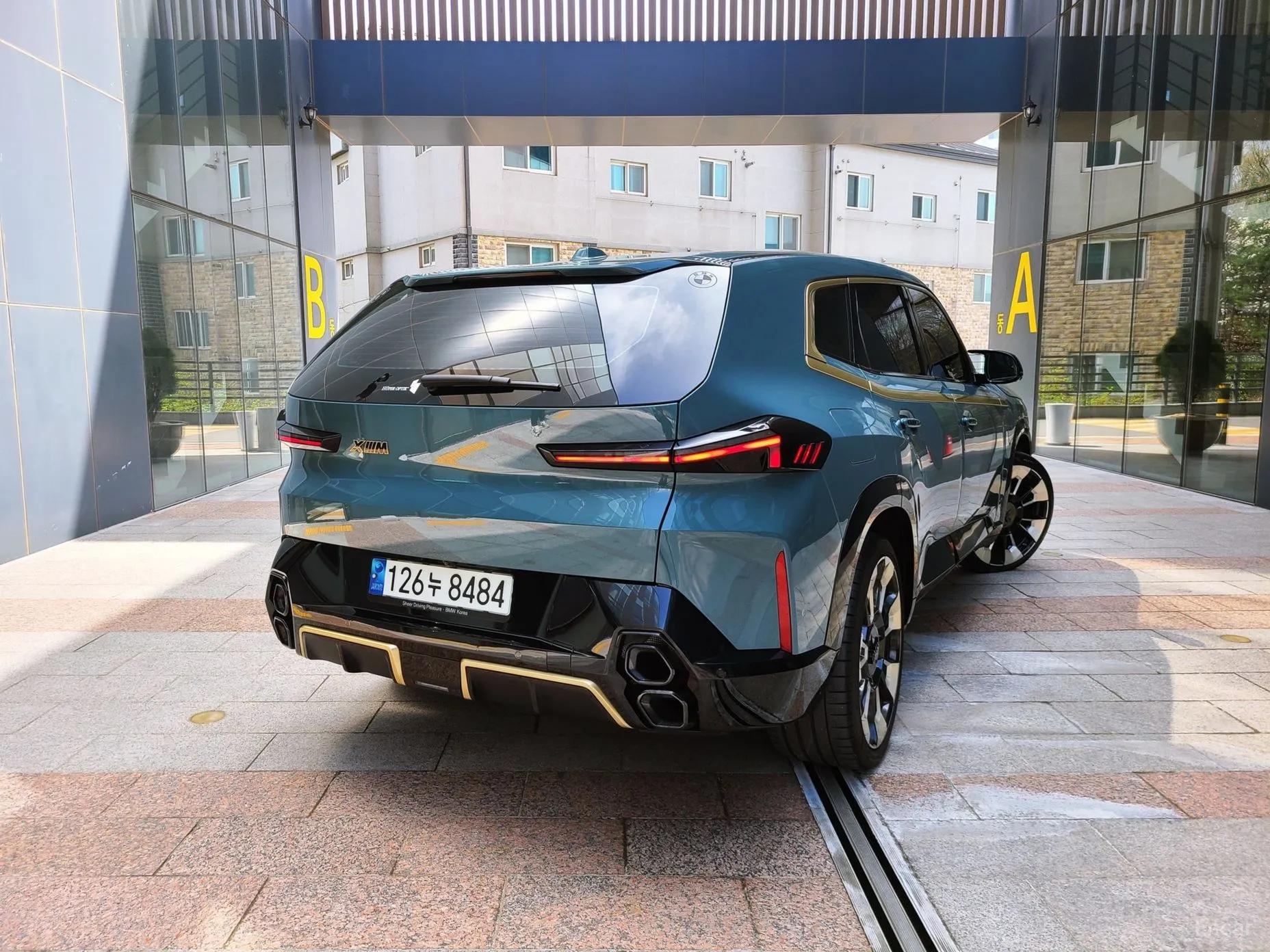 BMW XM (G09) превью 3