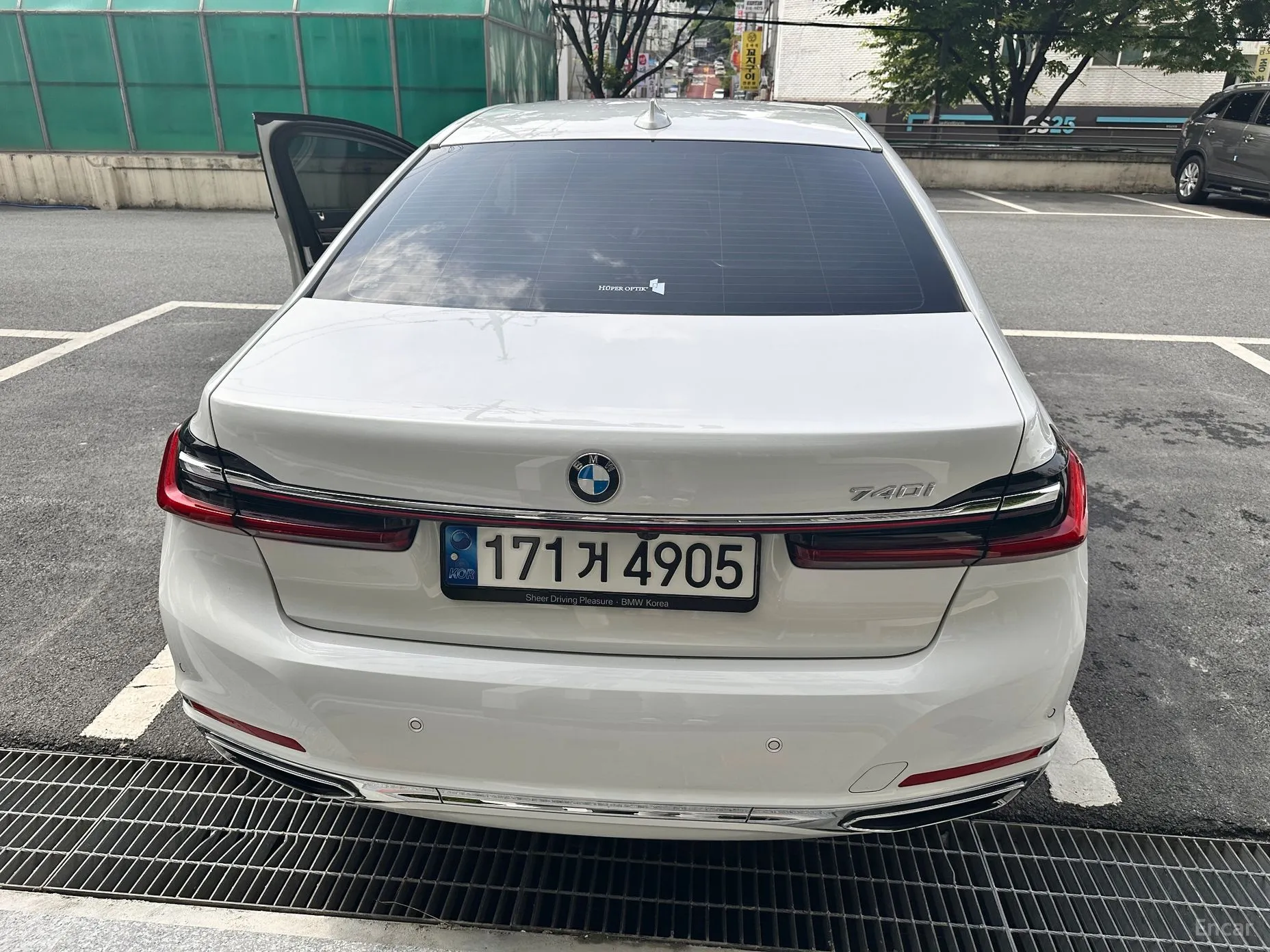BMW 7 Series (G11) превью 4
