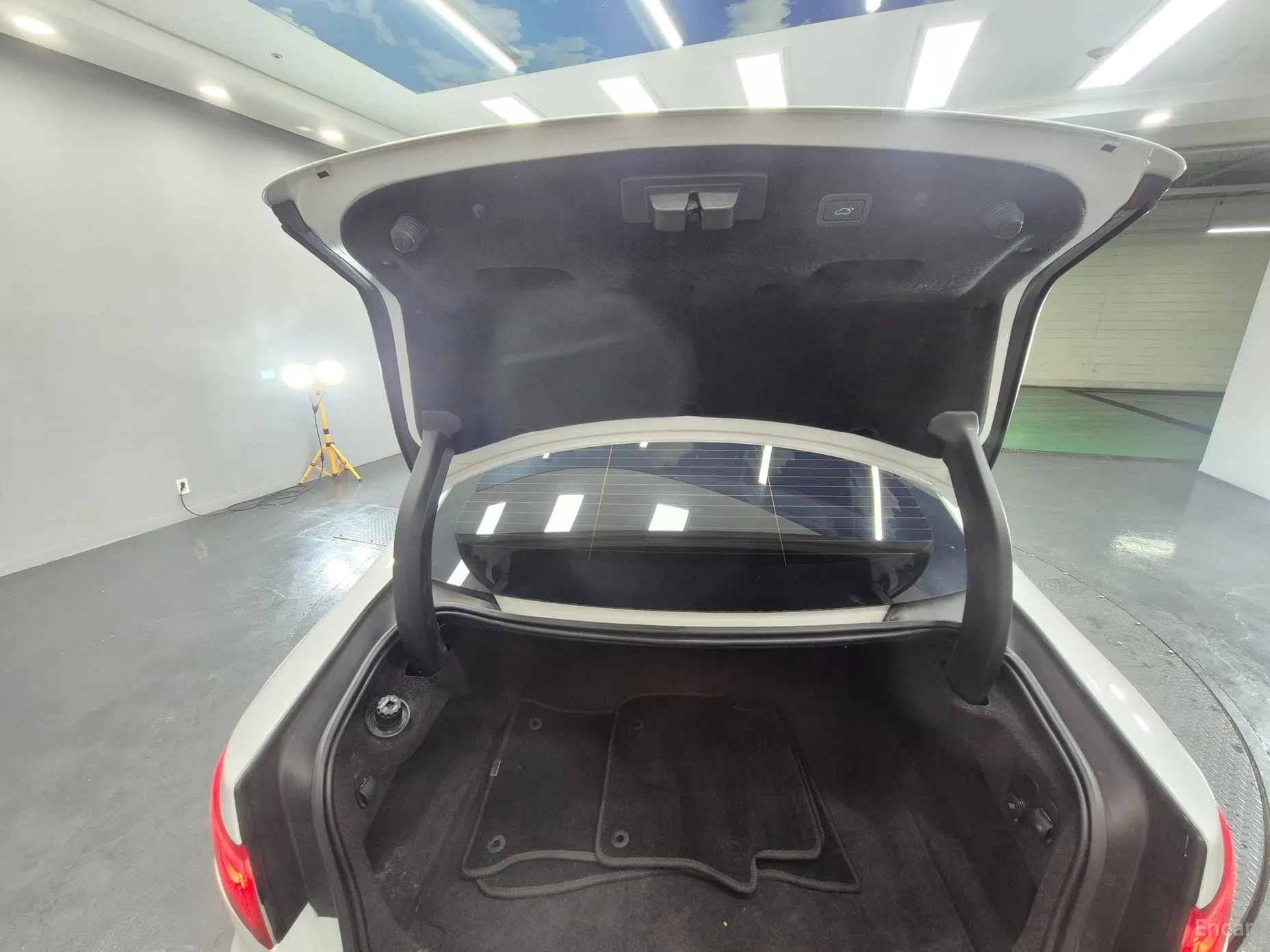 Jaguar XF (x260) превью 11