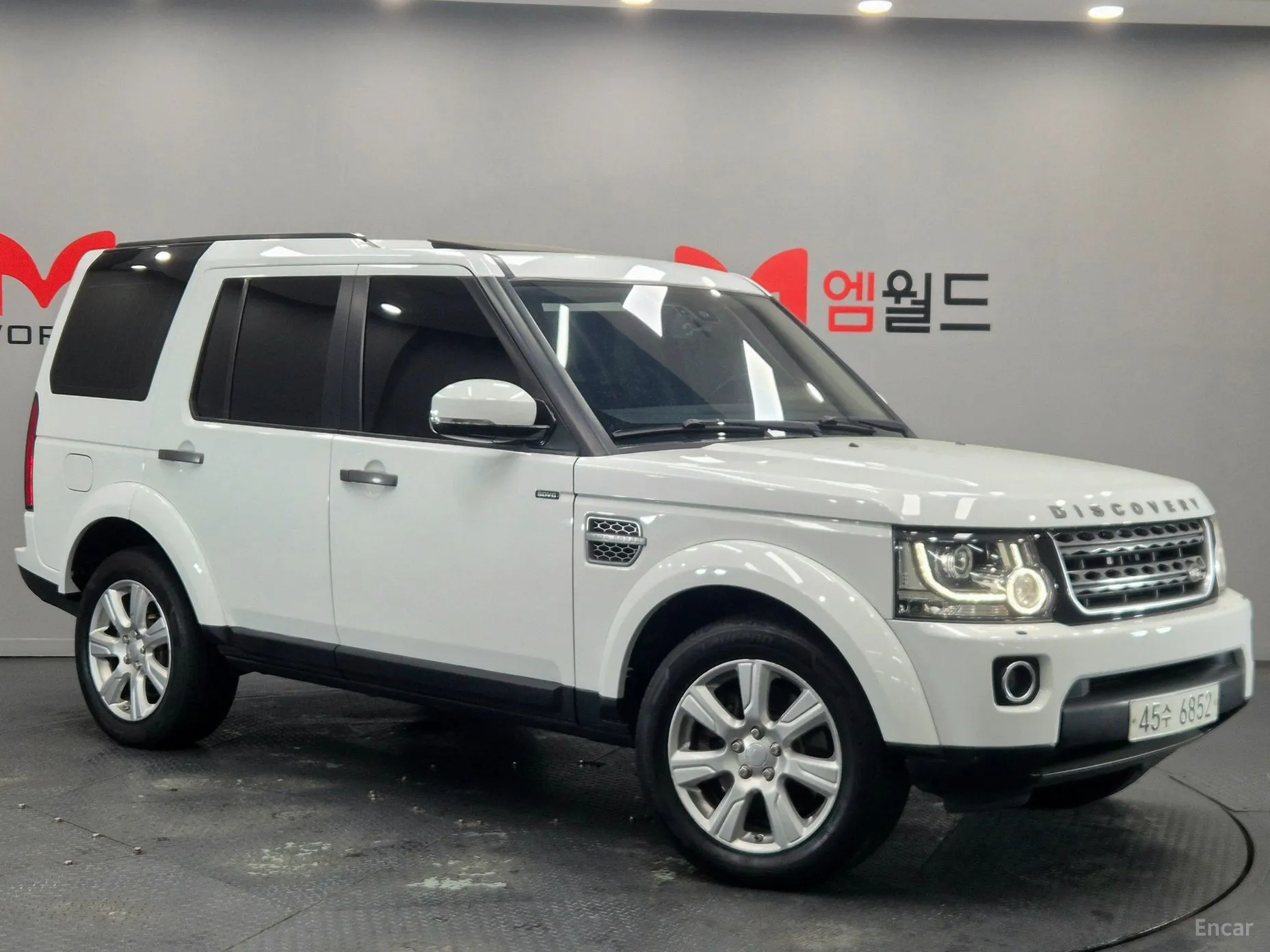 Land Rover Discovery 4 превью 20