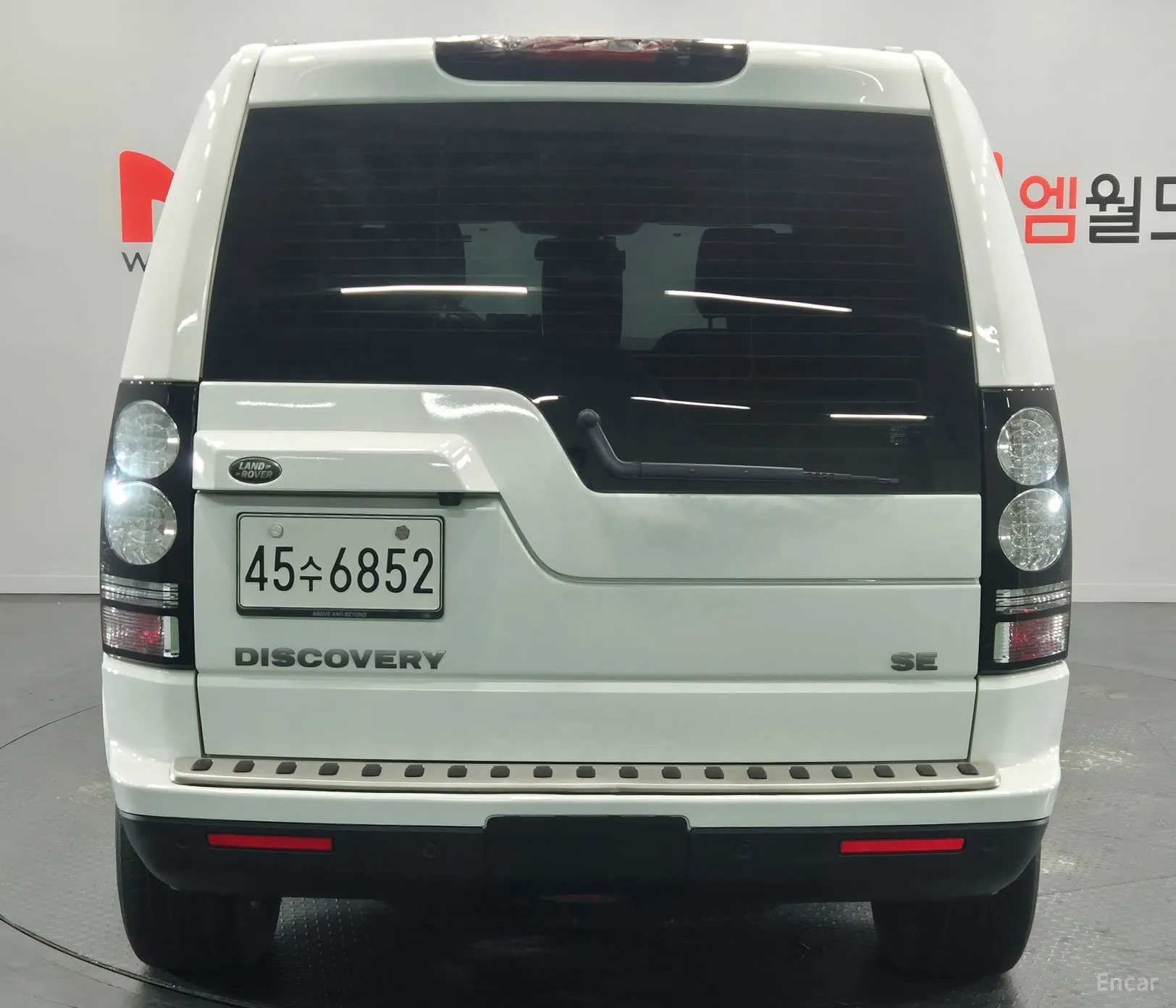Land Rover Discovery 4 превью 4