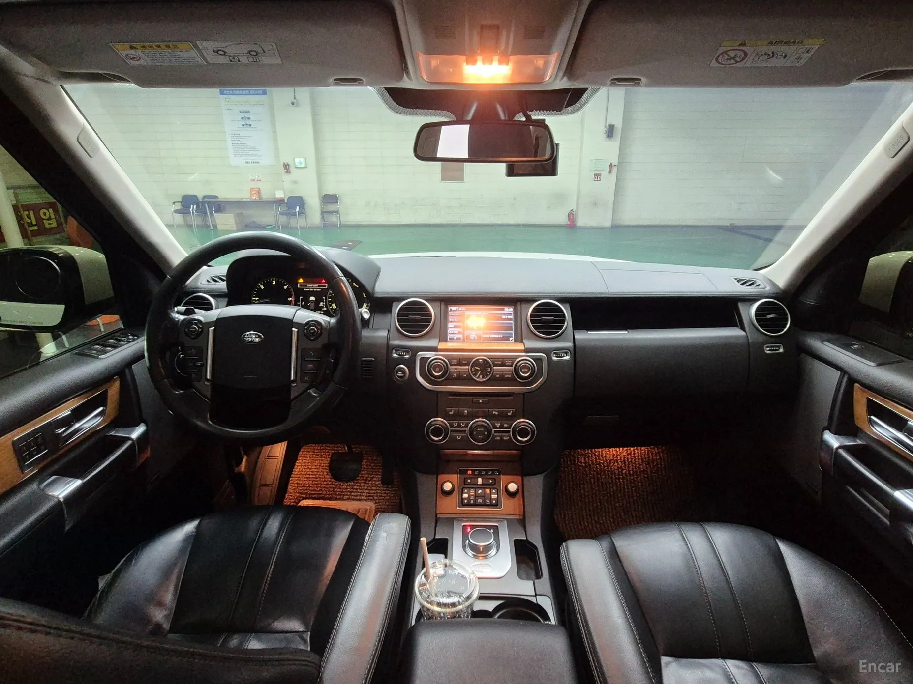 Land Rover Discovery 4 превью 7