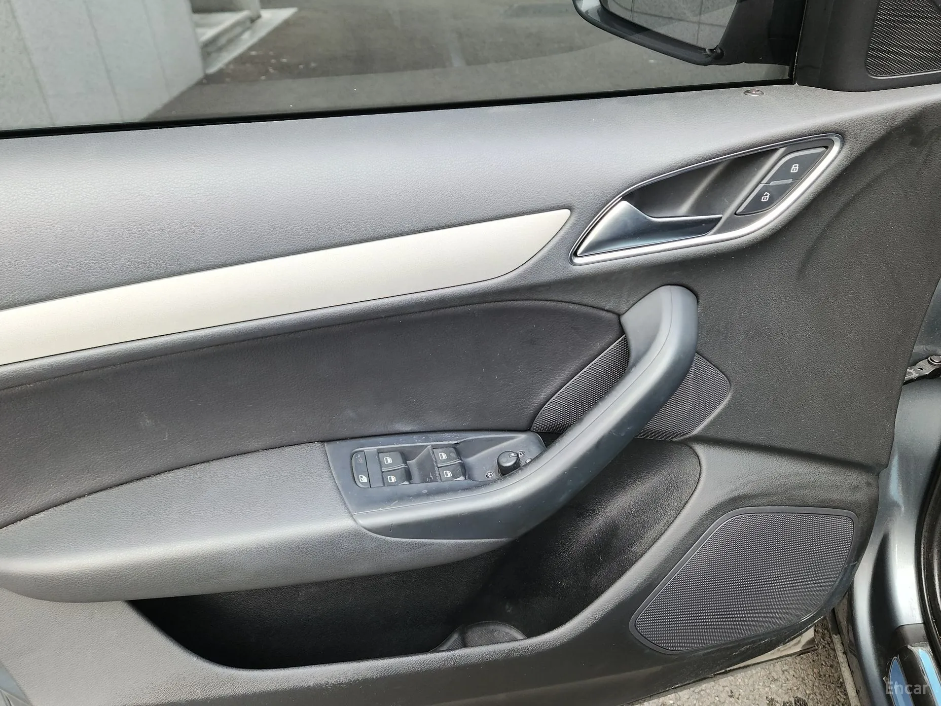 Audi Q3 превью 16