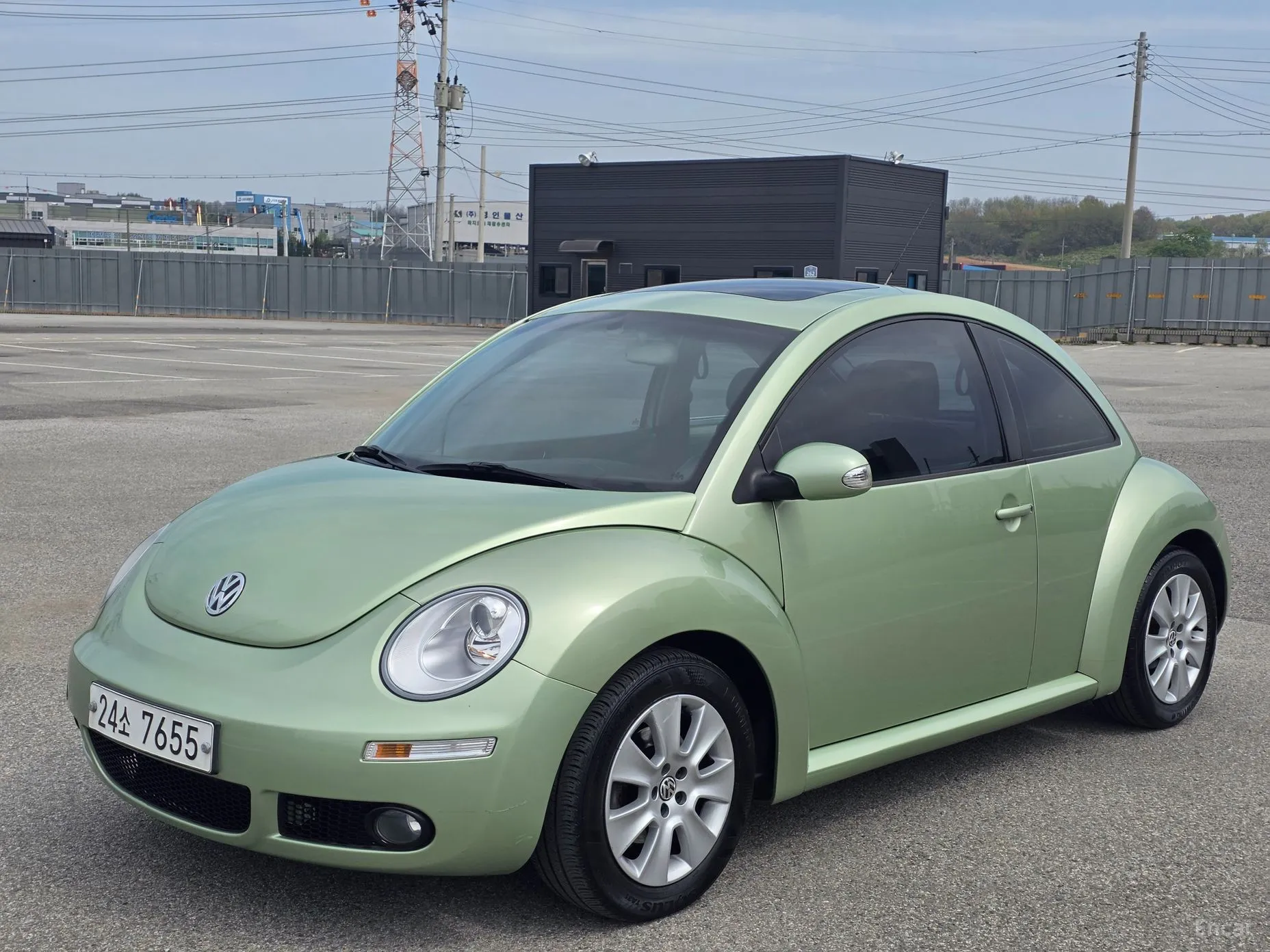 Volkswagen New Beetle