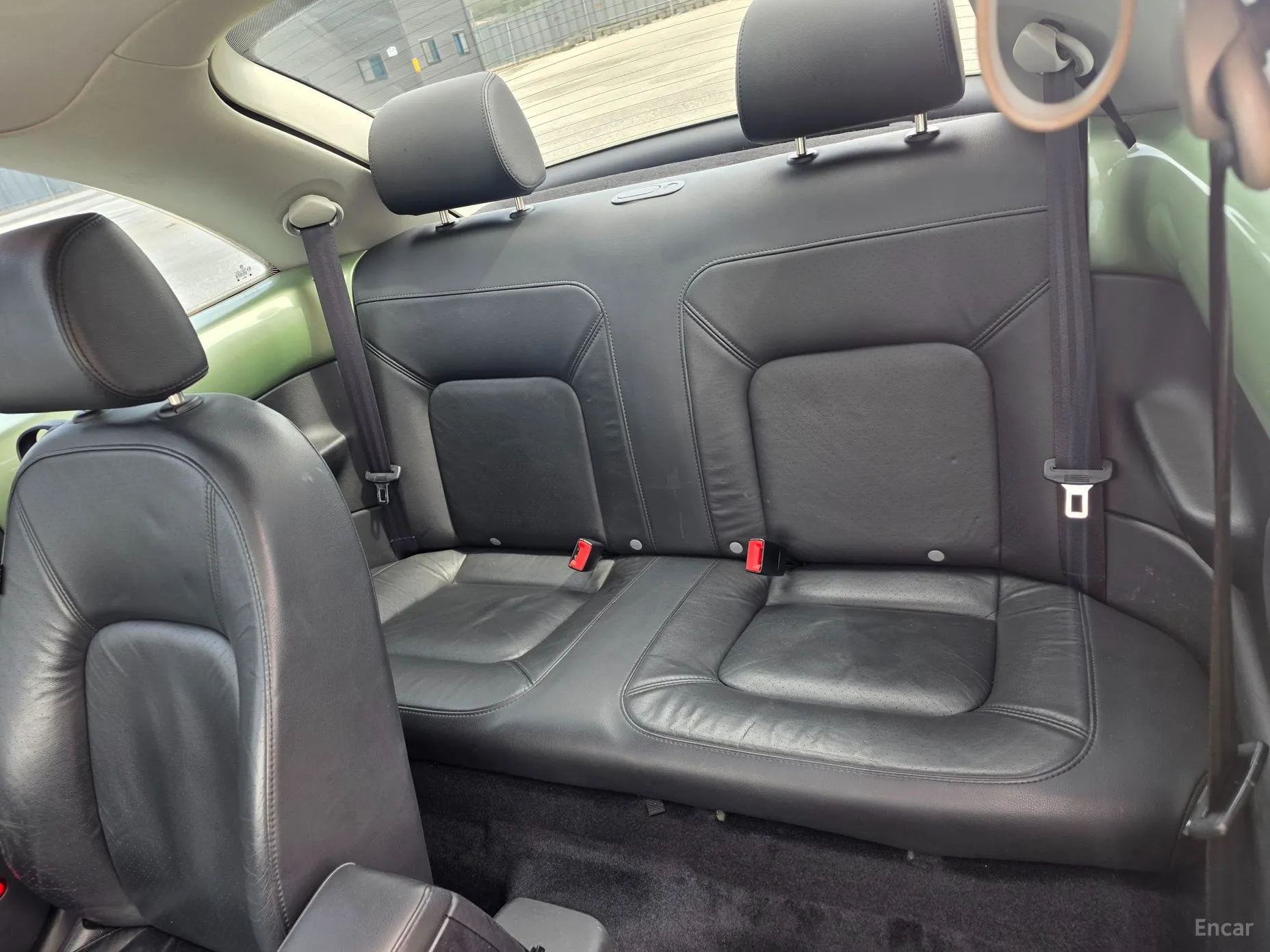 Volkswagen New Beetle превью 14